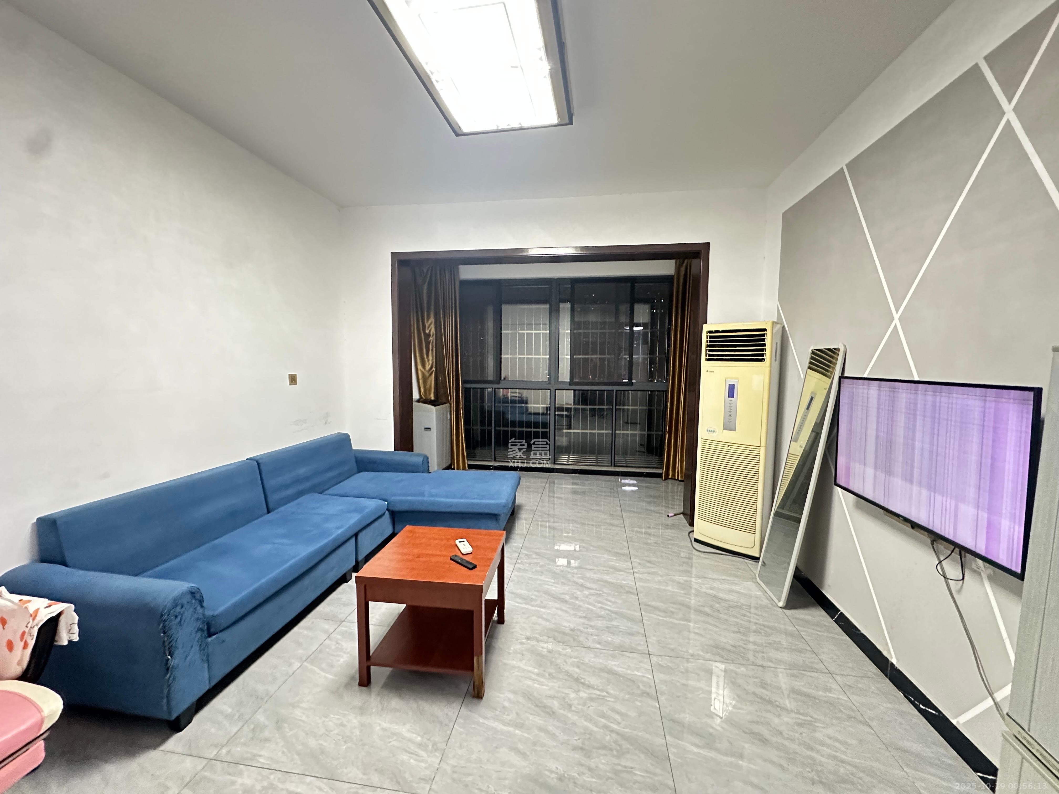 丰园城(鄱阳小区二期)  2室2厅1卫    1650.0元/月 丰园城(鄱阳小区二期)  2室2厅1卫    1650.0元/月