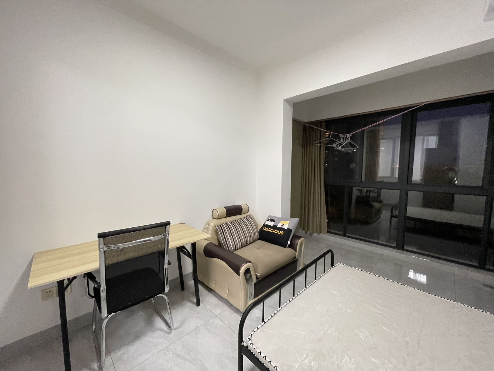 蓝城印象  2室1厅1卫    2500.0元/月室内图