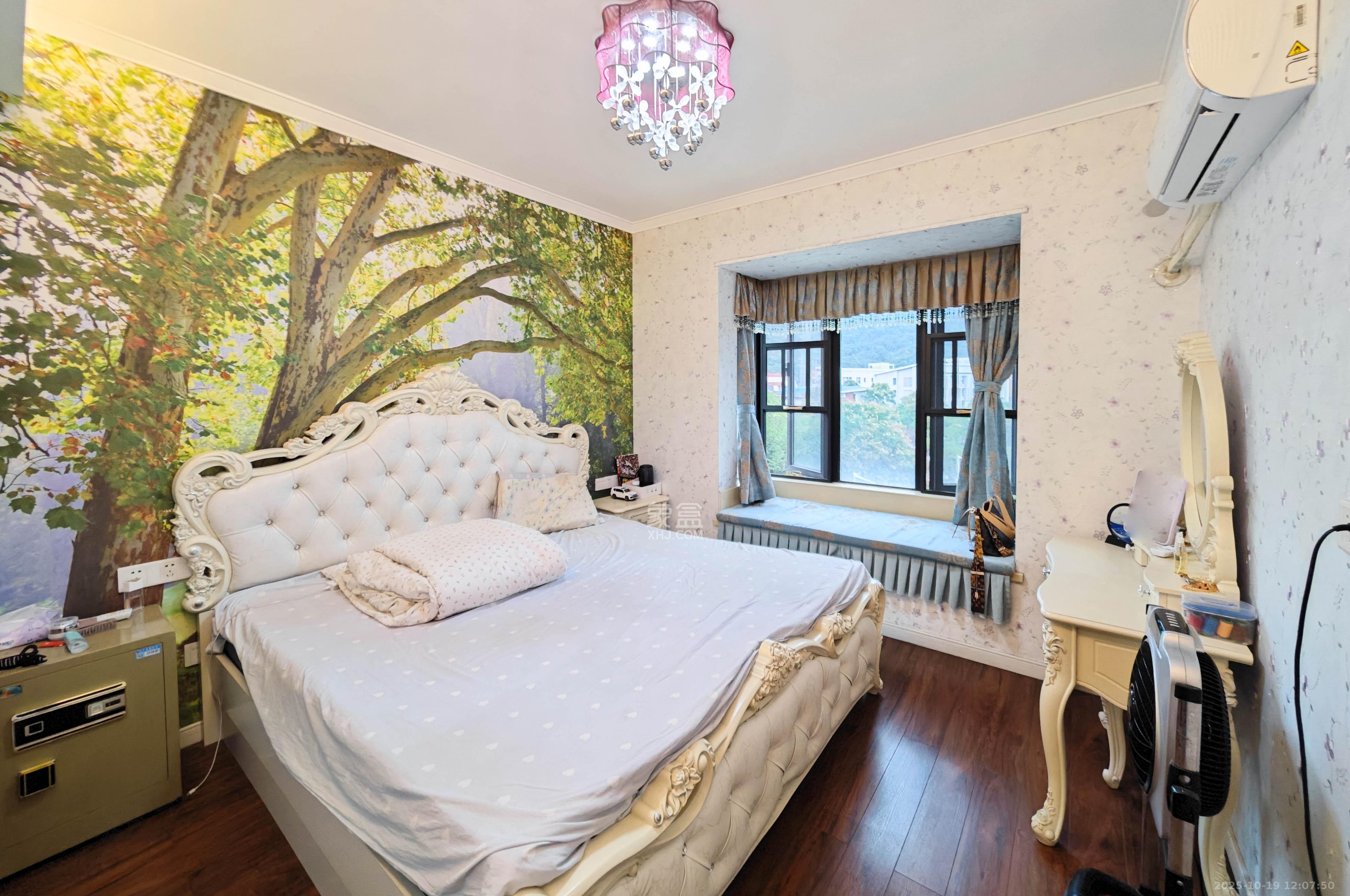 万科里梅溪郡  4室2厅2卫    258.0万 万科里梅溪郡  4室2厅2卫    258.0万其他