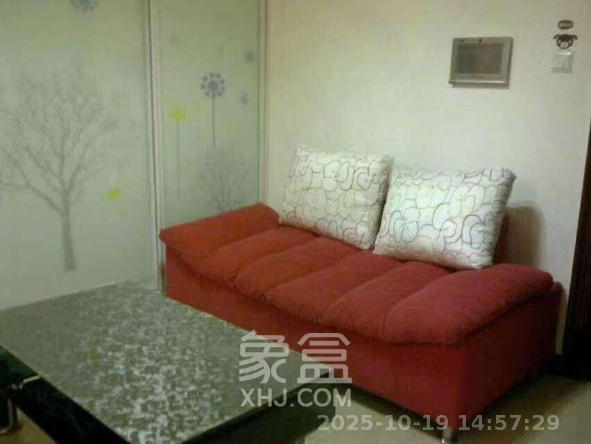 凯轩云顶  1室1厅1卫    1500.0元/月 凯轩云顶  1室1厅1卫    1500.0元/月室内图1