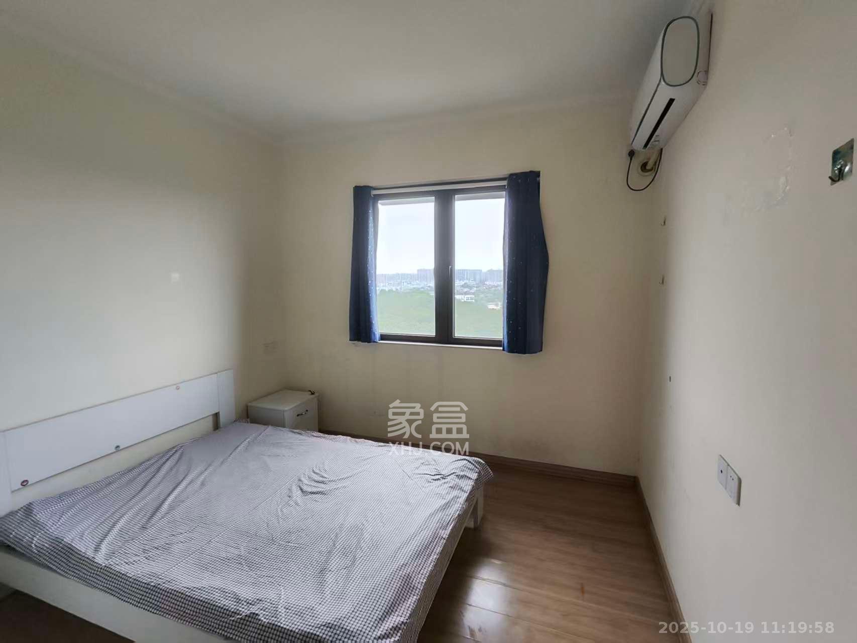 碧桂园公园壹号（凯怡茗苑）  3室2厅1卫    1600.0元/月