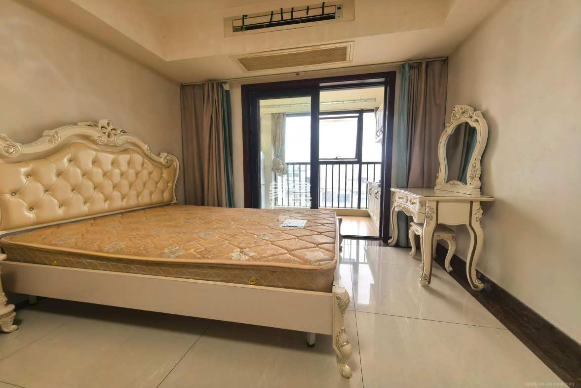 东塘瑞府 1室1厅1卫 1800.0元/月 东塘瑞府 1室1厅1卫 1800.0元/月室内图