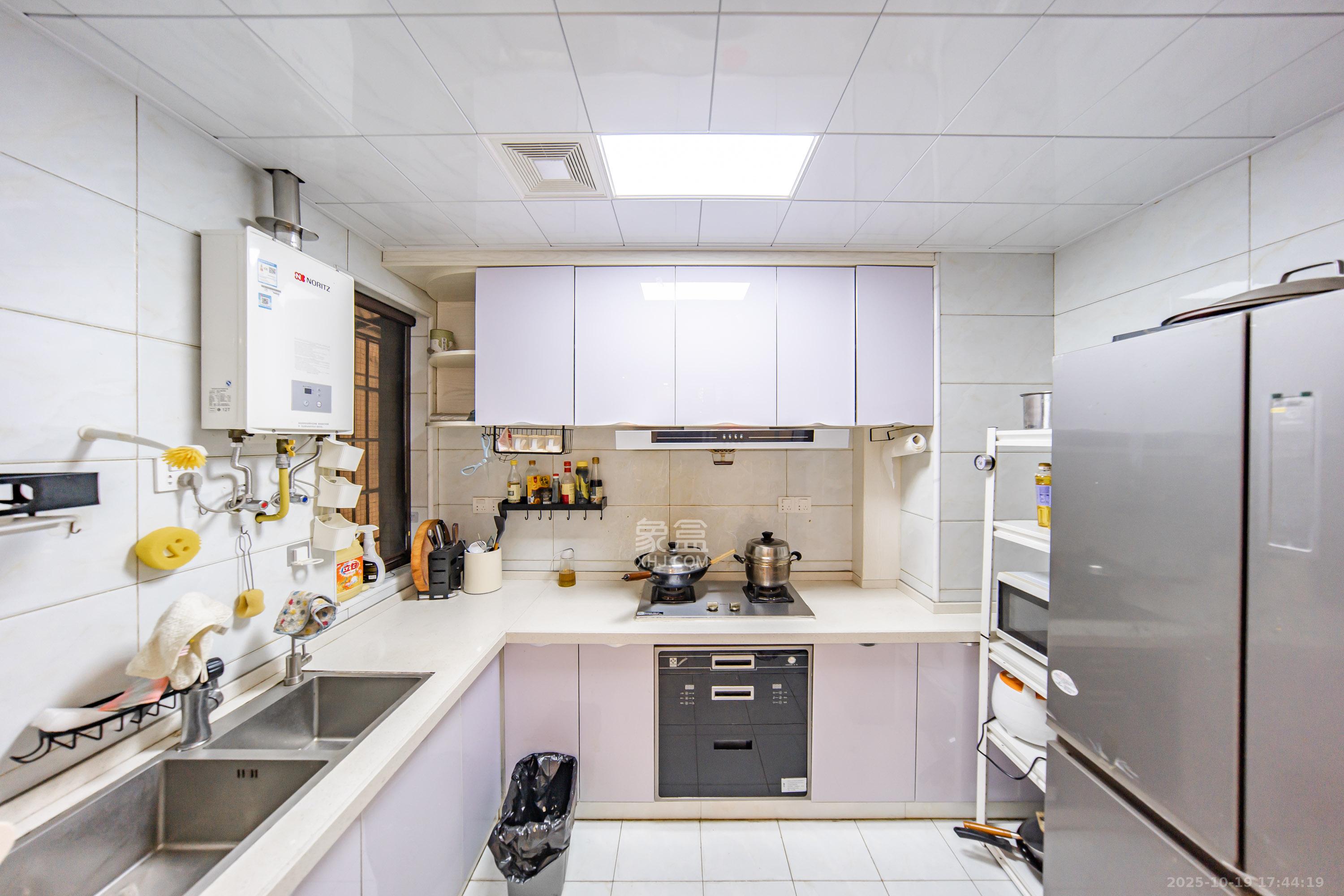 兰亭湾畔  3室2厅2卫    119.0万厨房