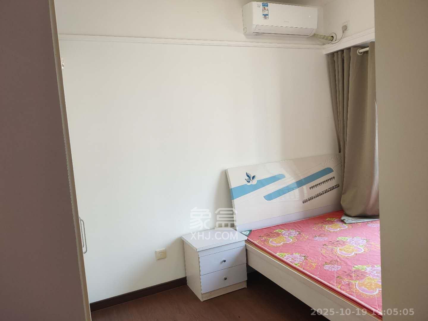 万科魅力之城非凡里 3室2厅1卫 2100.0元/月 万科魅力之城非凡里 3室2厅1卫 2100.0元/月室内图