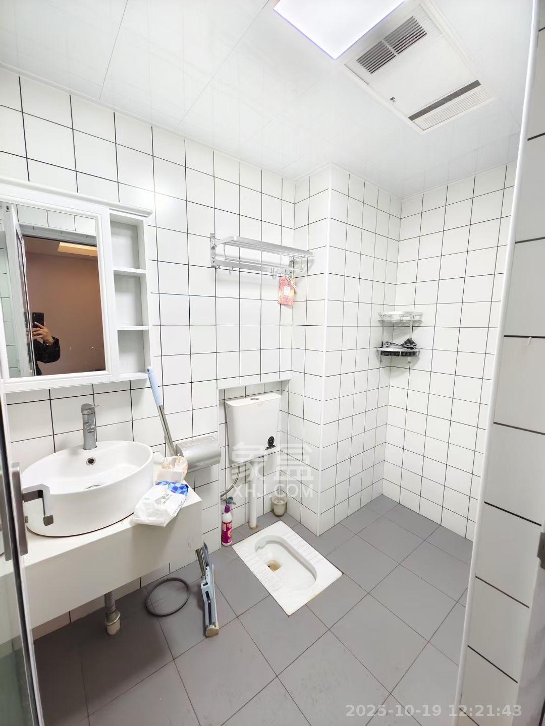 东友星座  1室1厅1卫    2000.0元/月 东友星座  1室1厅1卫    2000.0元/月室内图