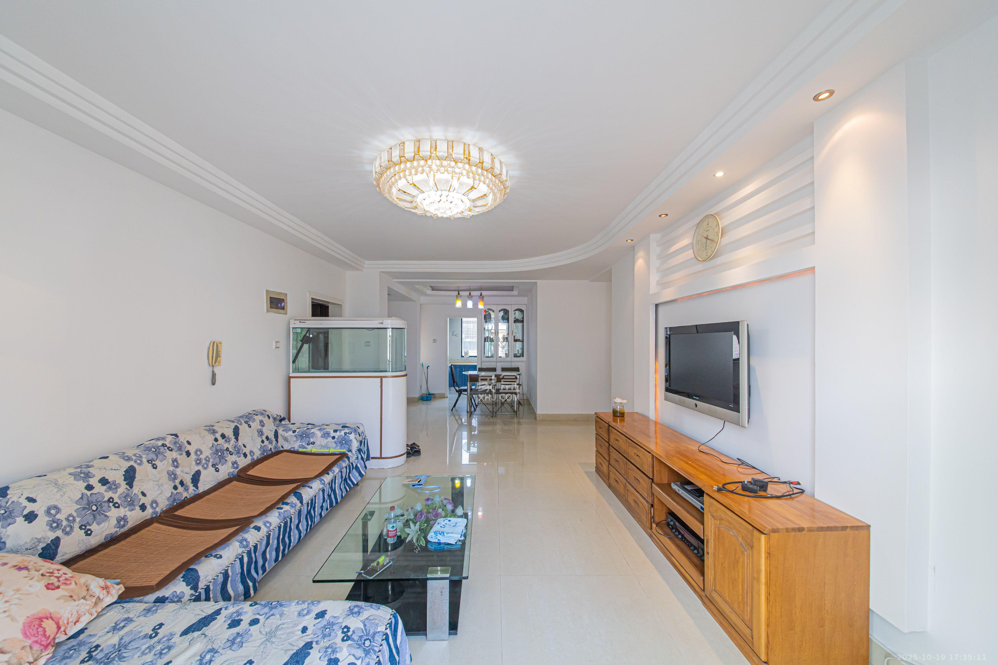 盛世康城  4室3厅3卫    1700.0元/月室内图