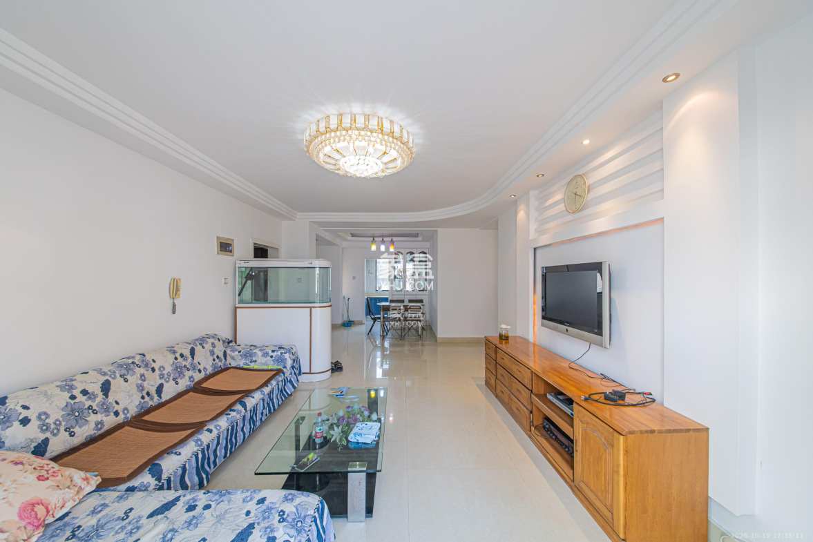 盛世康城 4室3厅3卫 1700.0元/月 盛世康城 4室3厅3卫 1700.0元/月室内图