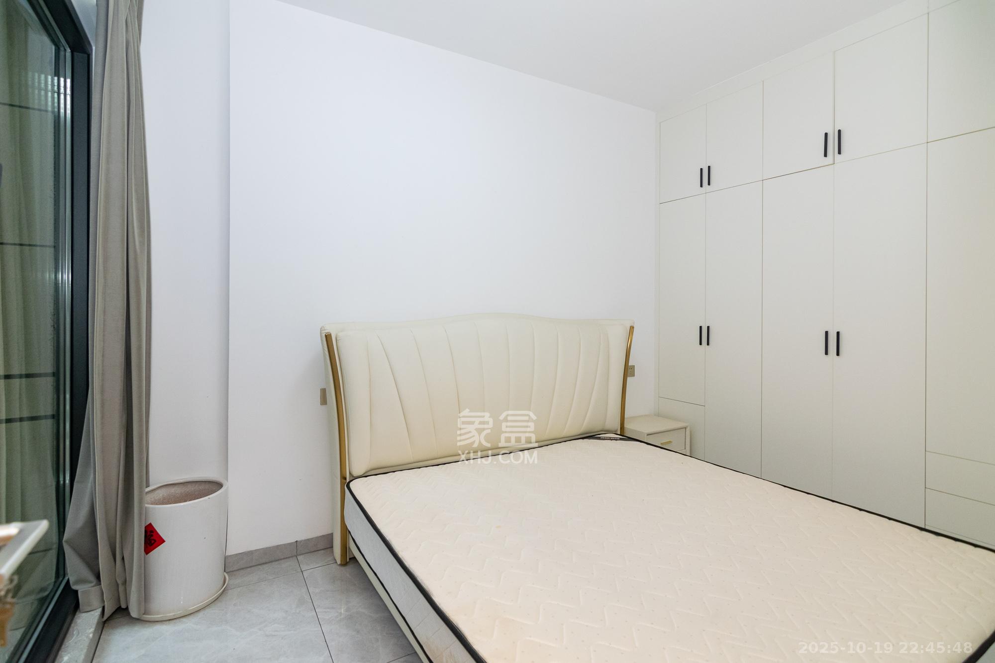 新华联梦想城  3室2厅1卫    69.8万 新华联梦想城  3室2厅1卫    69.8万卧室