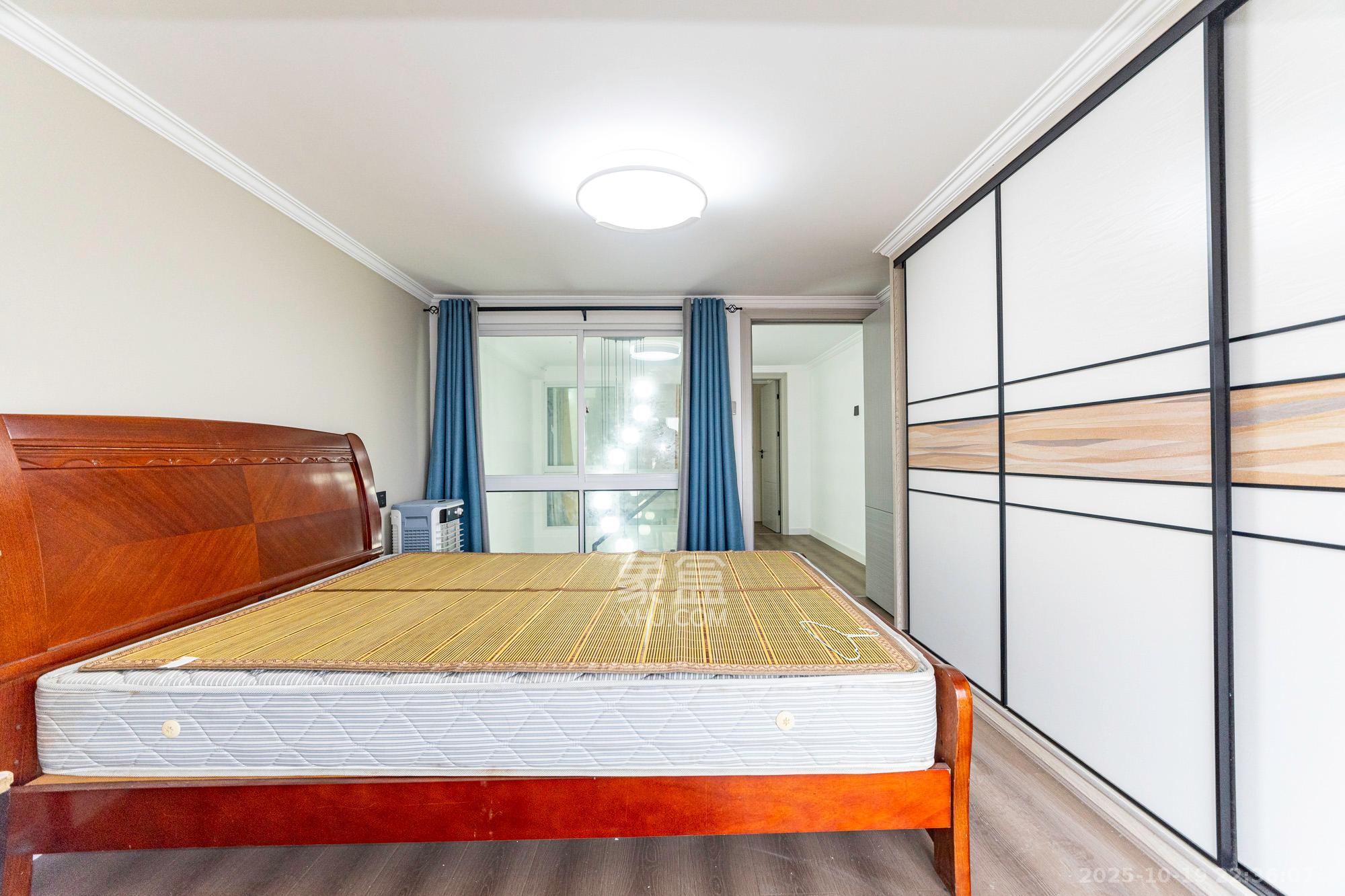 海伦春天 2室1厅1卫 32.0万 海伦春天 2室1厅1卫 32.0万卧室