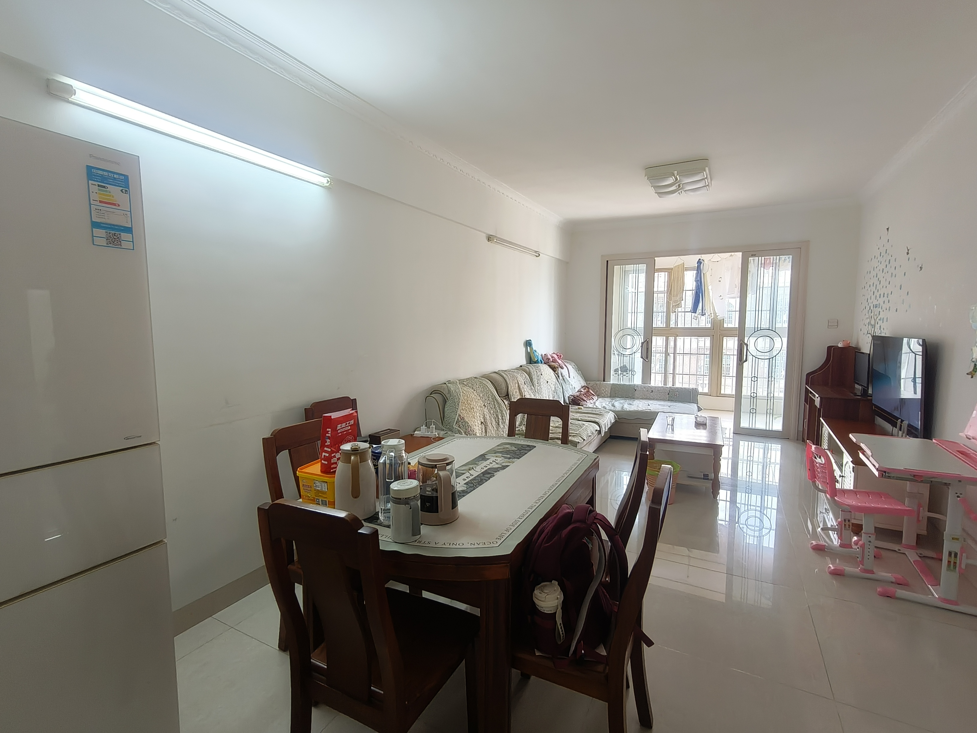 工商学院教工宿舍  3室2厅1卫    2600.0元/月室内图