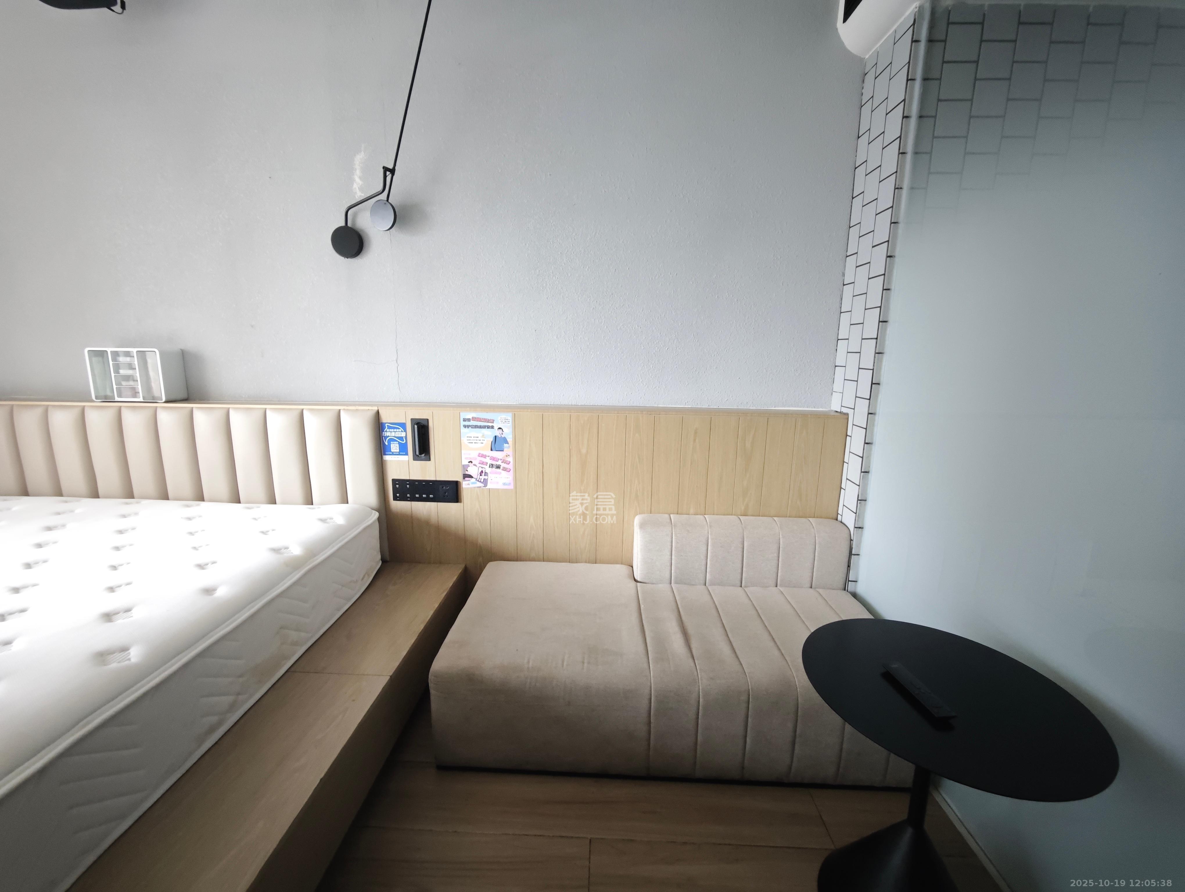 奥园城市天骄一期  1室0厅0卫    1500.0元/月 奥园城市天骄一期  1室0厅0卫    1500.0元/月