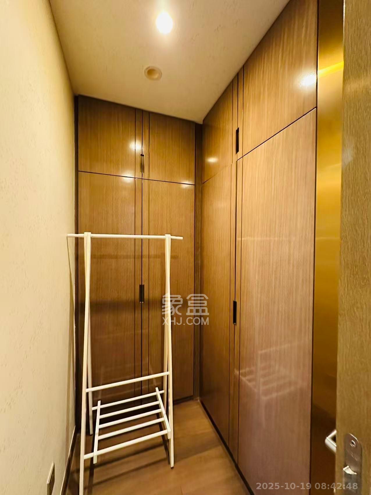 梅溪湖金茂湾  4室2厅2卫    4500.0元/月室内图