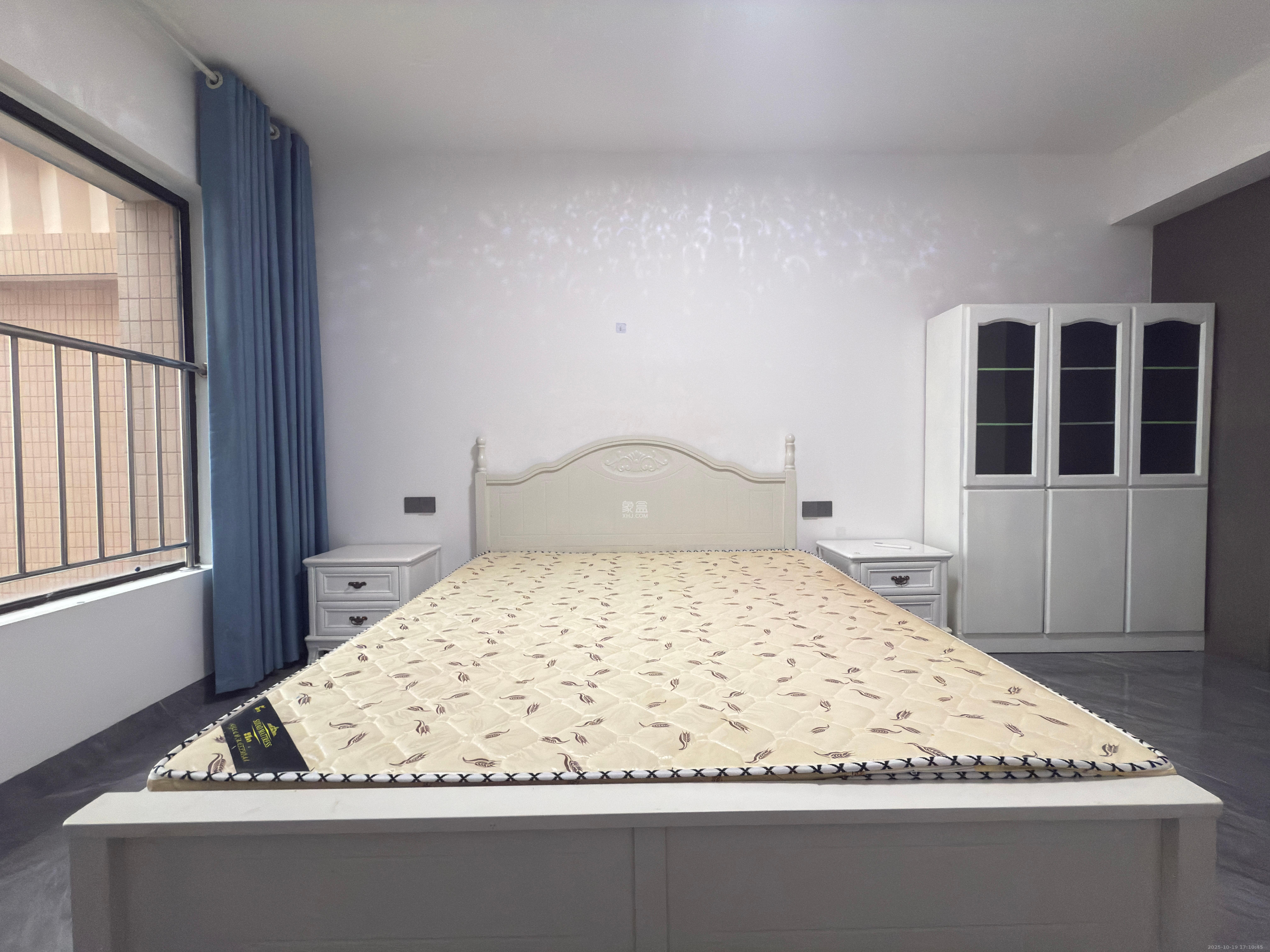 润和又一城  3室2厅2卫    2200.0元/月室内图