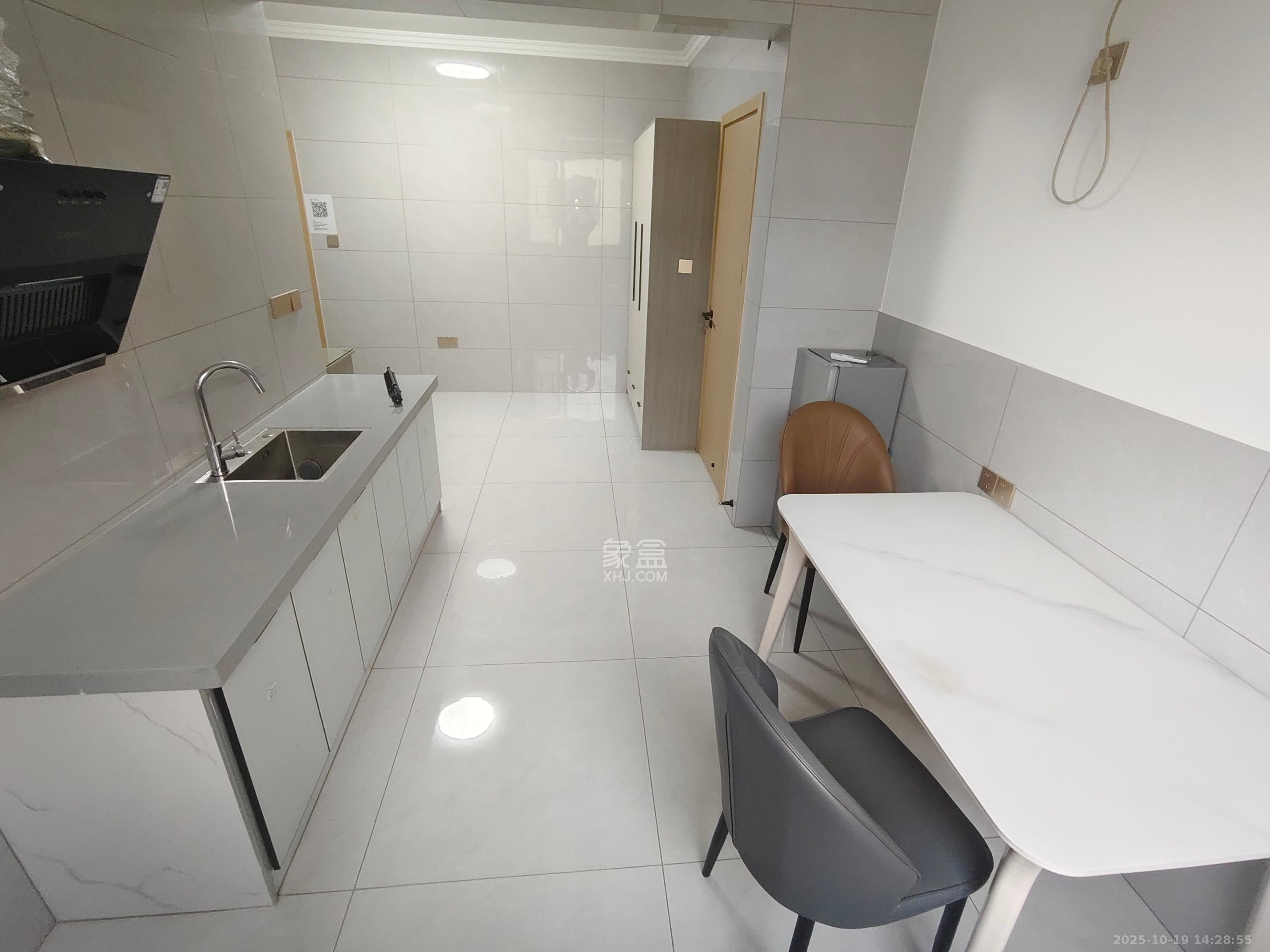 智达佳园  1室0厅0卫    1000.0元/月 智达佳园  1室0厅0卫    1000.0元/月室内图