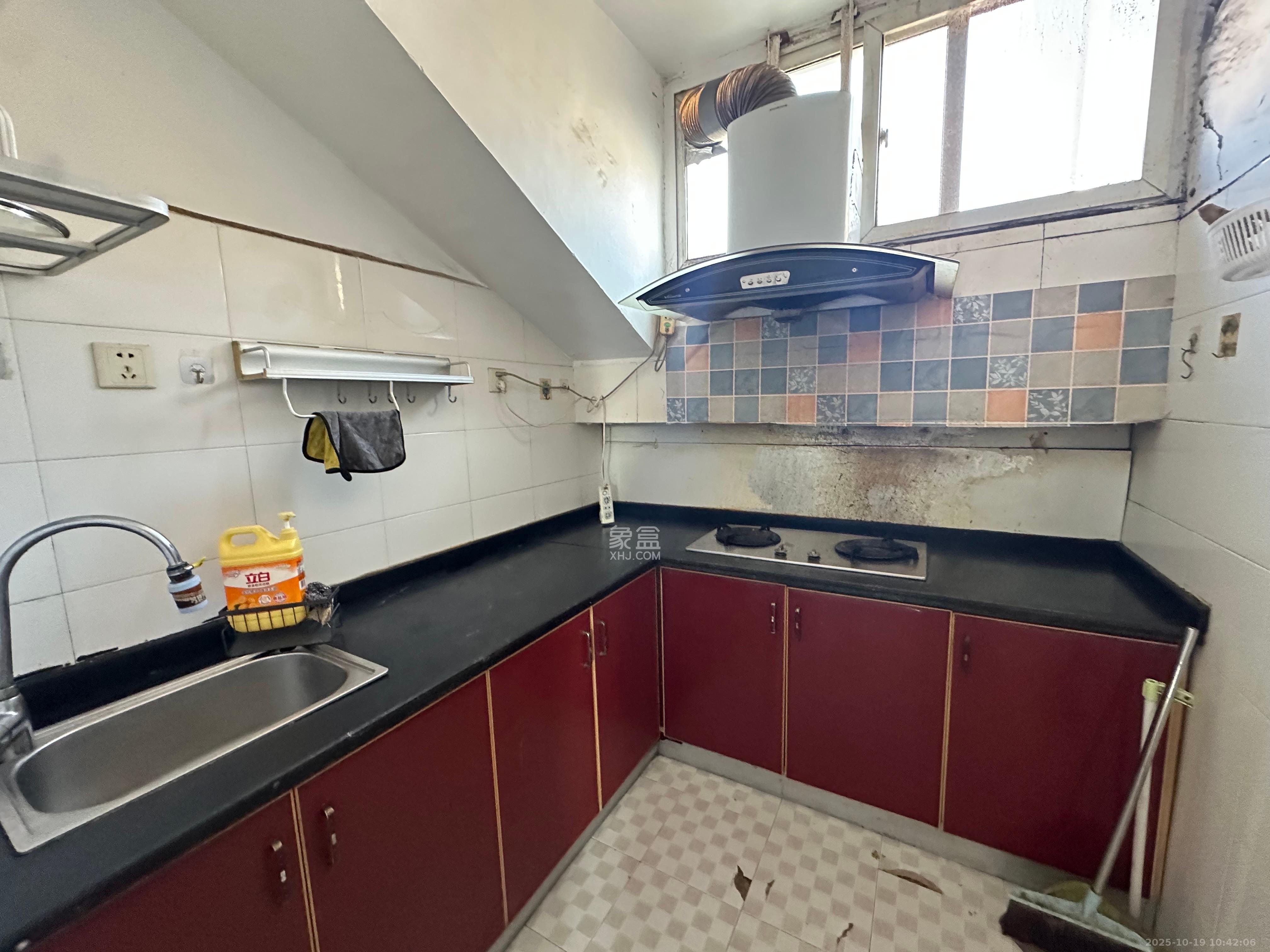 鄱阳小区  2室2厅1卫    1000.0元/月室内图