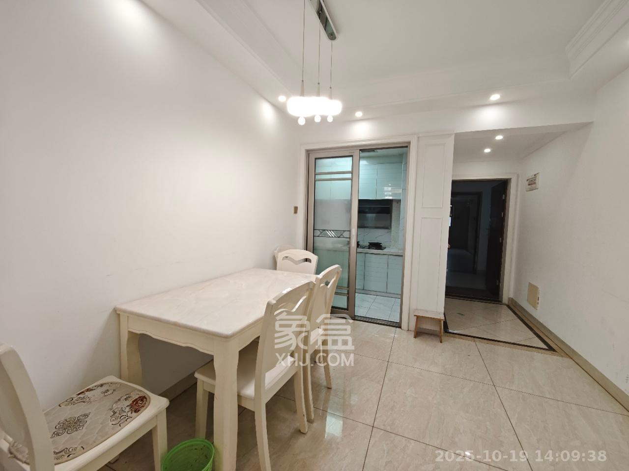 江山帝景哈佛 3室2厅1卫 2000.0元/月 江山帝景哈佛 3室2厅1卫 2000.0元/月室内图