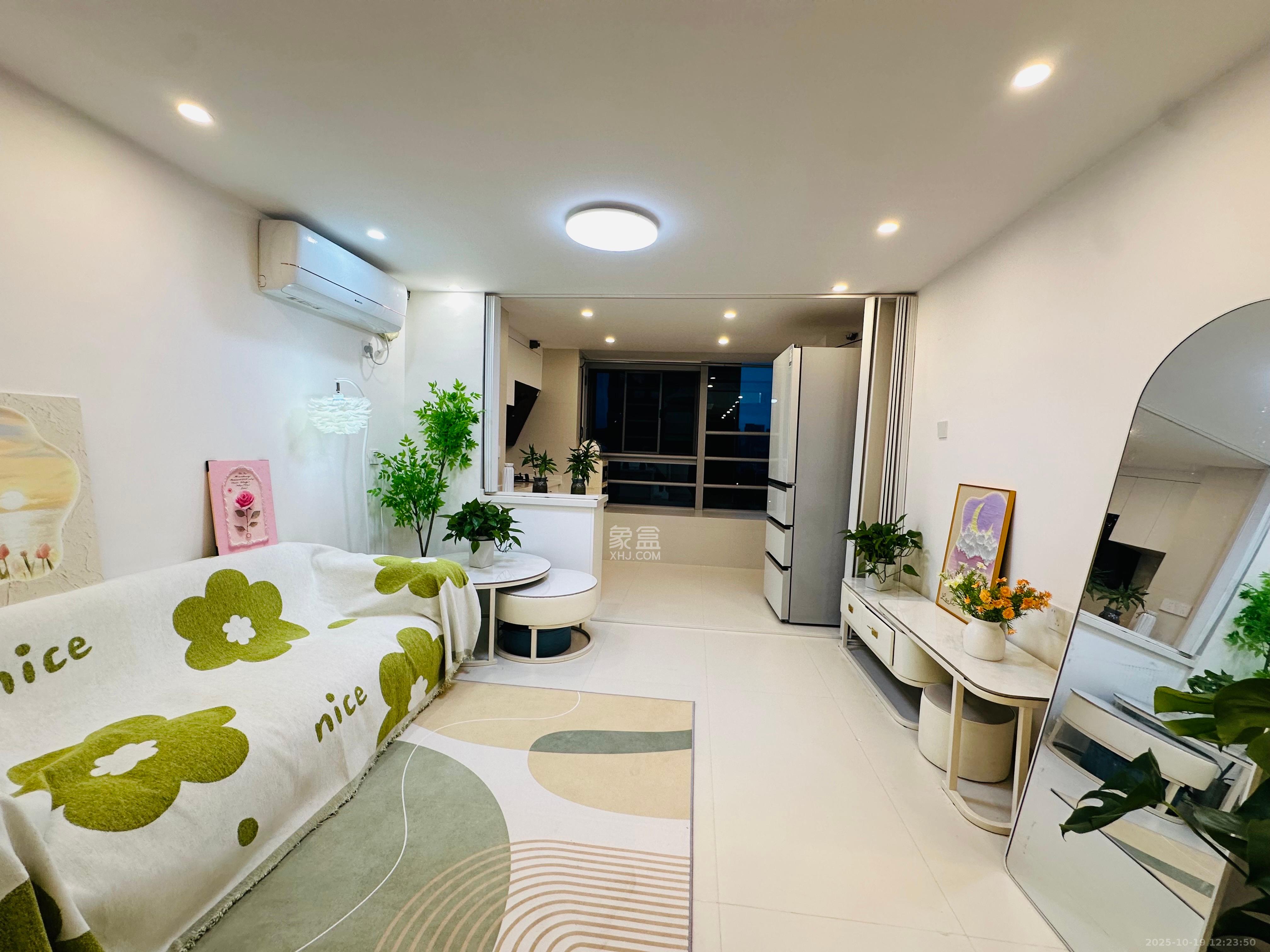 复地滨江金融中心  2室1厅1卫    2800.0元/月