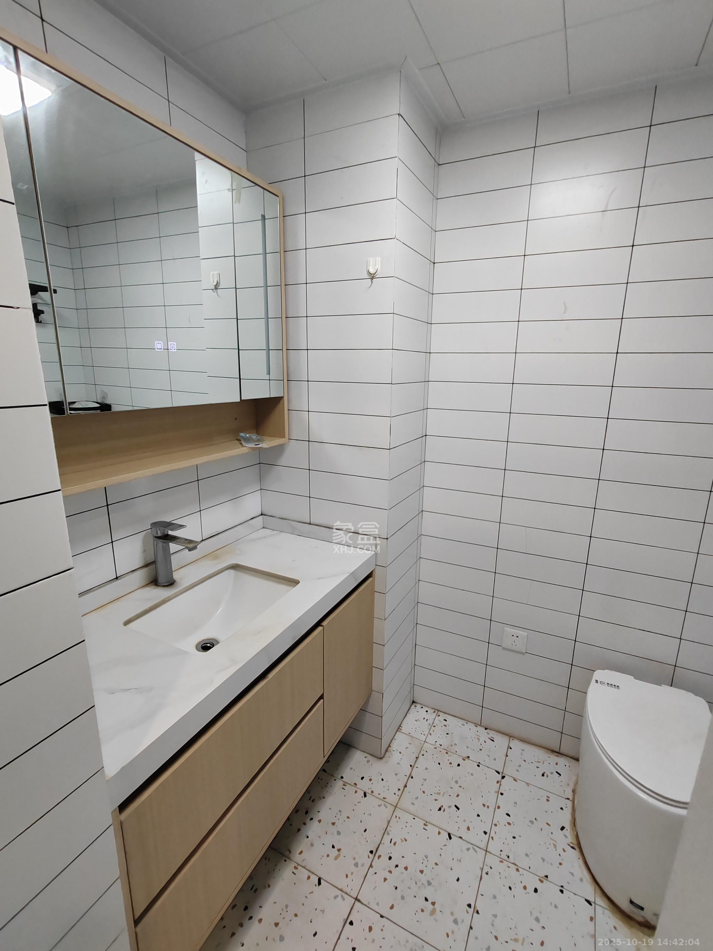 阳光城檀悦  1室0厅1卫    1500.0元/月 阳光城檀悦  1室0厅1卫    1500.0元/月室内图