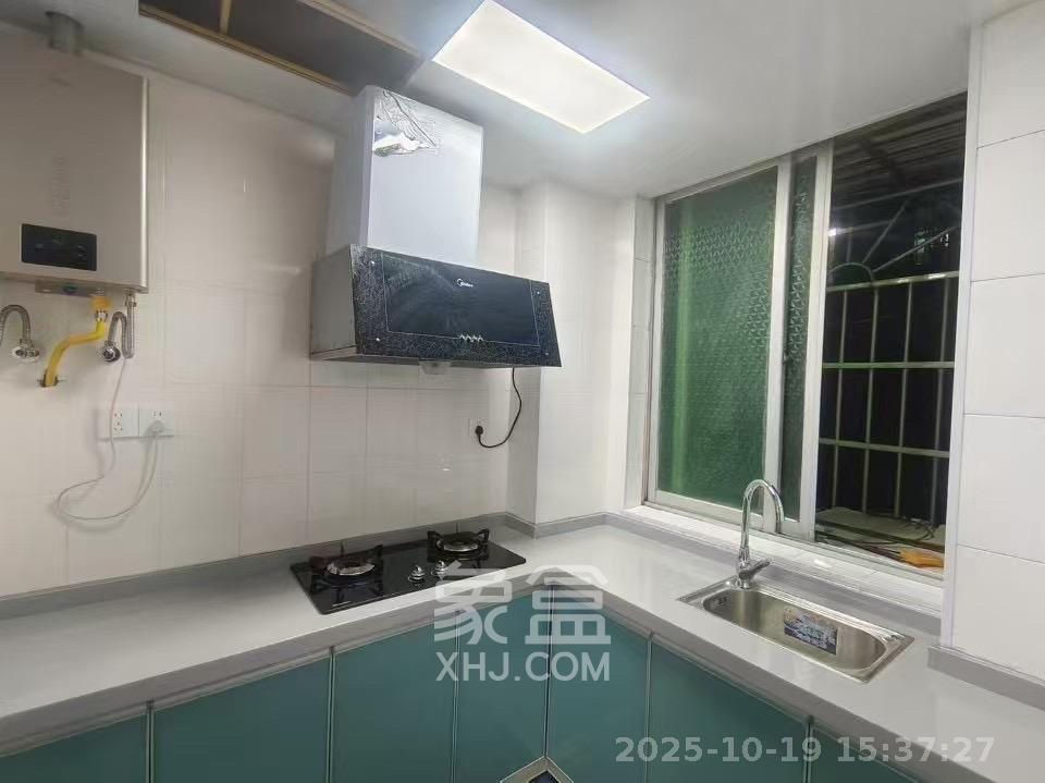 马王堆陶瓷建材新城  2室2厅1卫    1700.0元/月室内图
