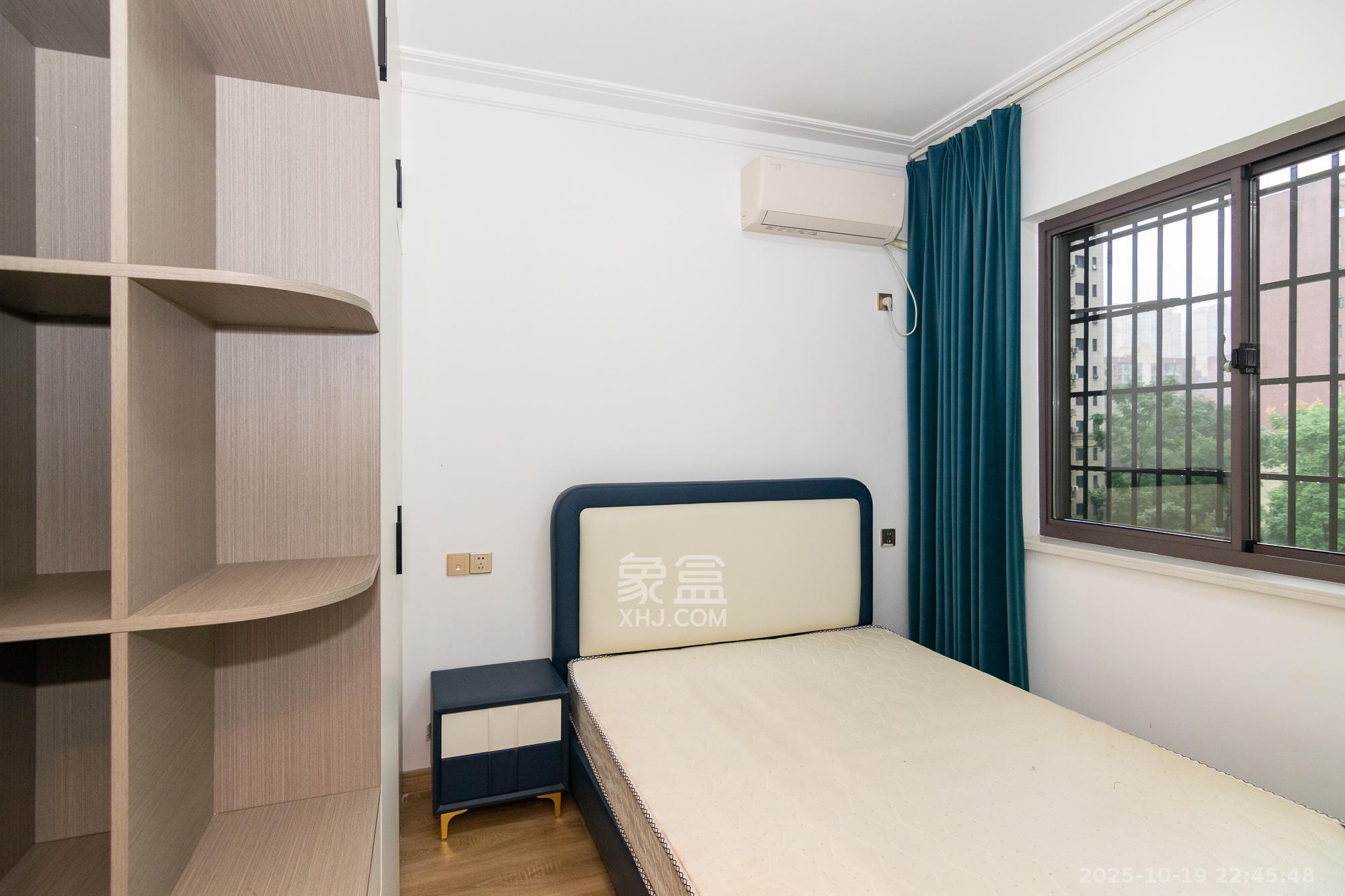 新华联梦想城  3室2厅1卫    69.8万 新华联梦想城  3室2厅1卫    69.8万卧室