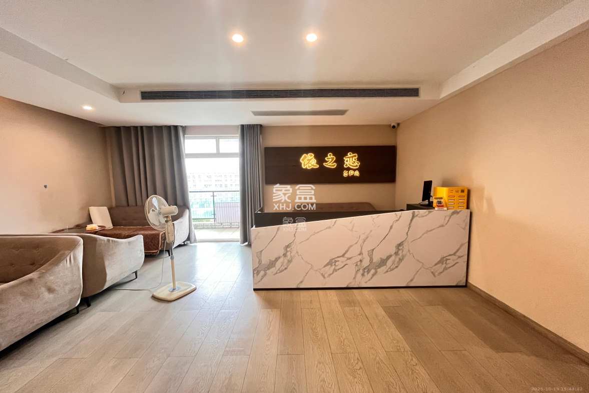 瑞丰家园 5室2厅2卫 3800.0元/月 瑞丰家园 5室2厅2卫 3800.0元/月室内图