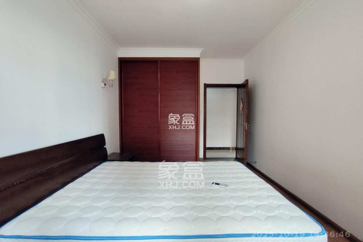 三景华御  3室2厅2卫    1800.0元/月 三景华御  3室2厅2卫    1800.0元/月室内图