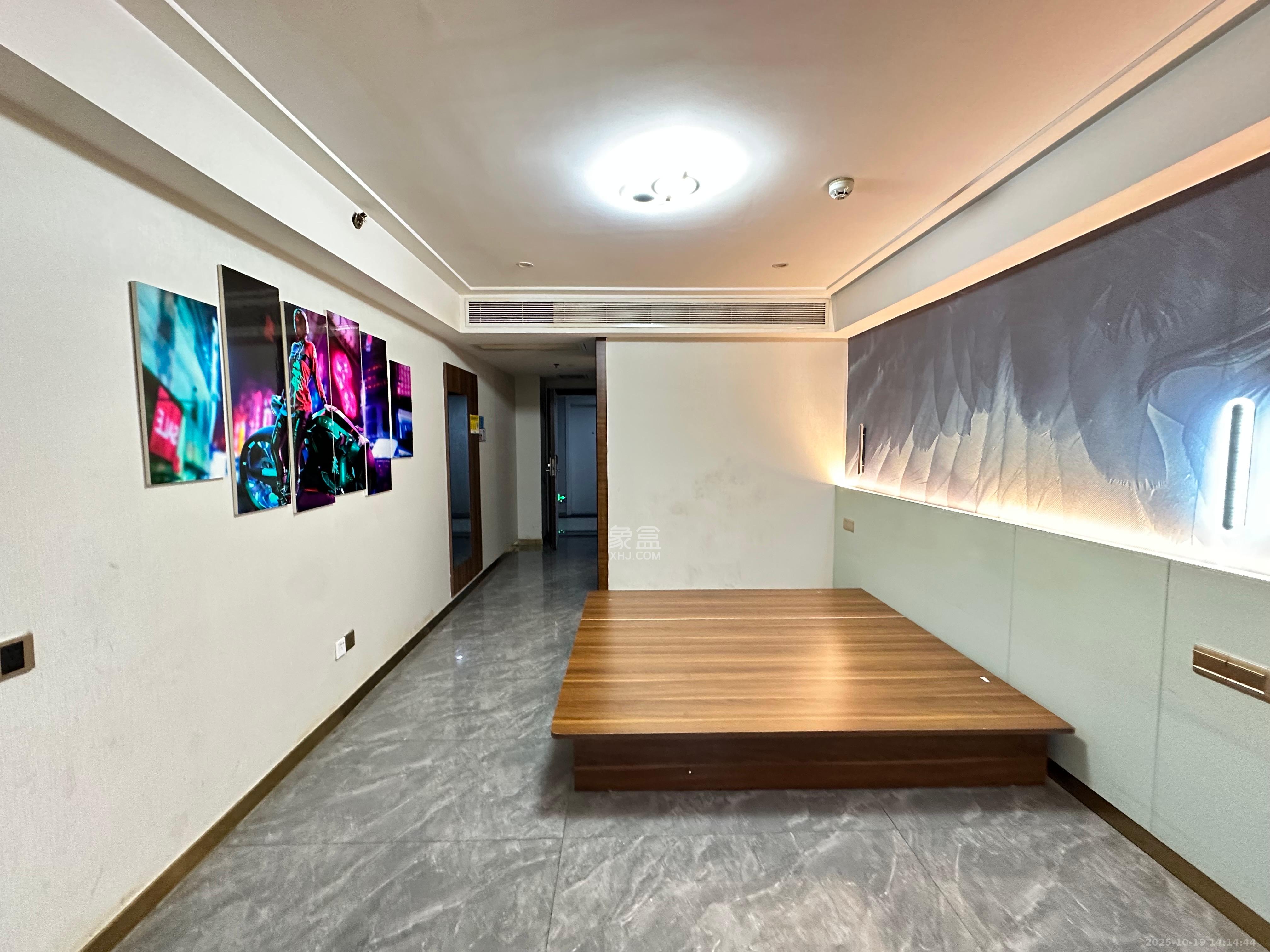 达美D6区  1室1厅1卫    1400.0元/月室内图