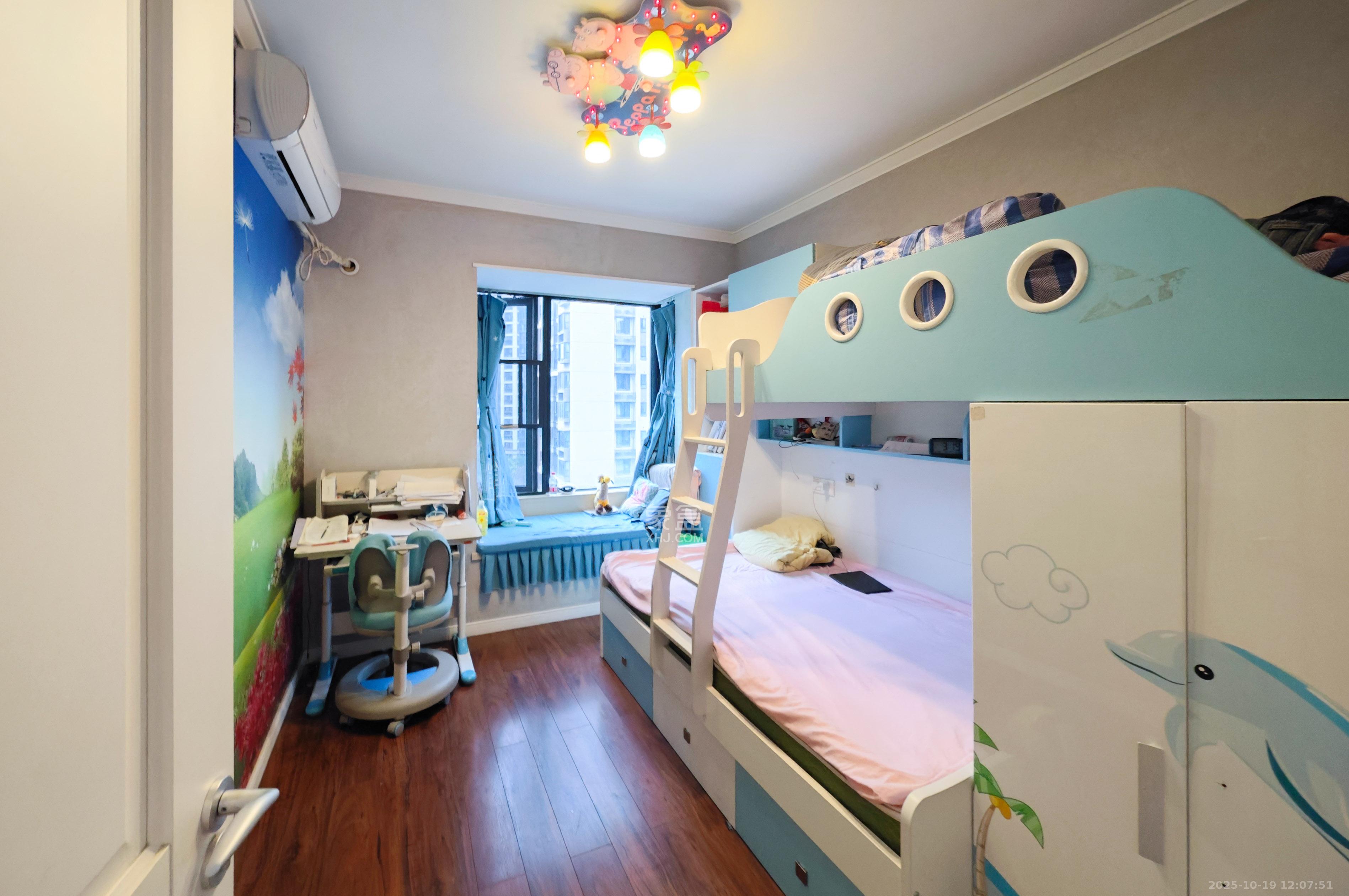 万科里梅溪郡  4室2厅2卫    258.0万 万科里梅溪郡  4室2厅2卫    258.0万其他