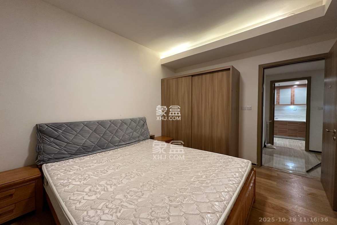 恒大上林苑 1室1厅1卫 2000.0元/月 恒大上林苑 1室1厅1卫 2000.0元/月室内图