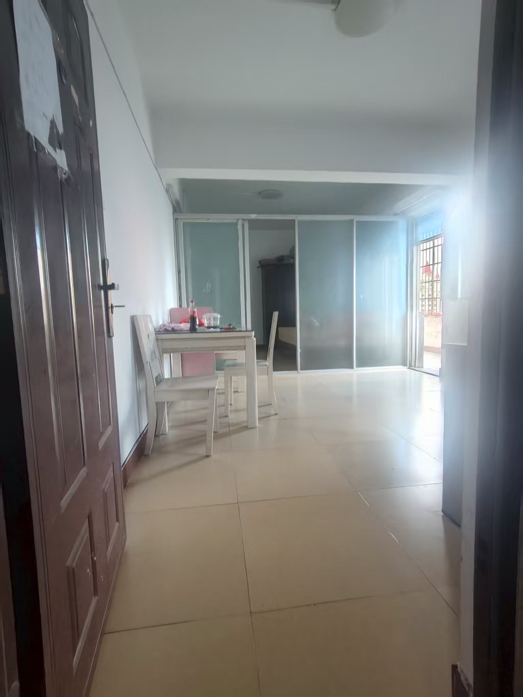 建材小区  1室1厅1卫    50.0万客厅