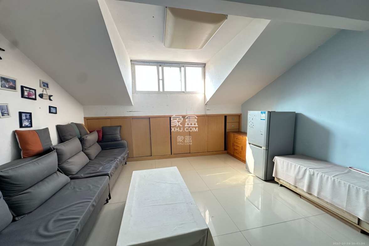 鄱阳小区 2室2厅1卫 1000.0元/月 鄱阳小区 2室2厅1卫 1000.0元/月室内图