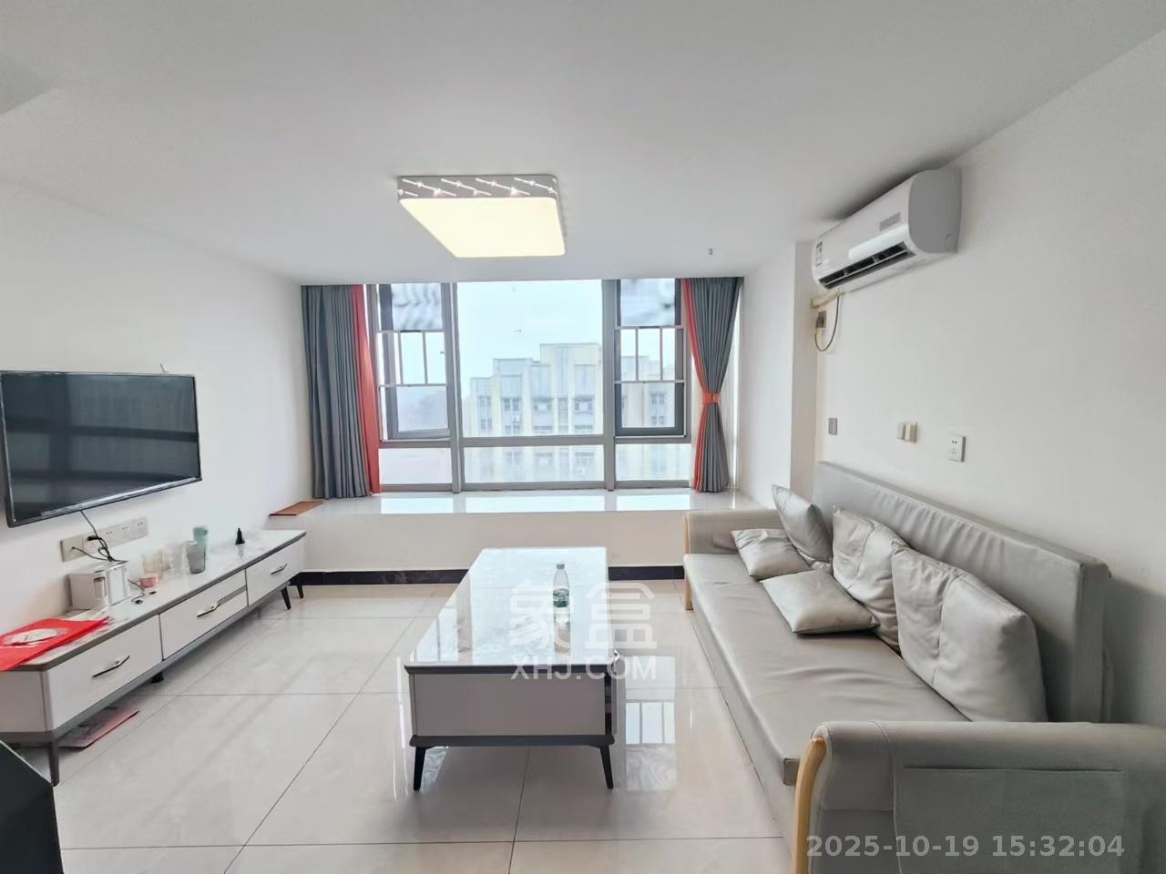 中交广场公寓  1室1厅1卫    2000.0元/月 中交广场公寓  1室1厅1卫    2000.0元/月