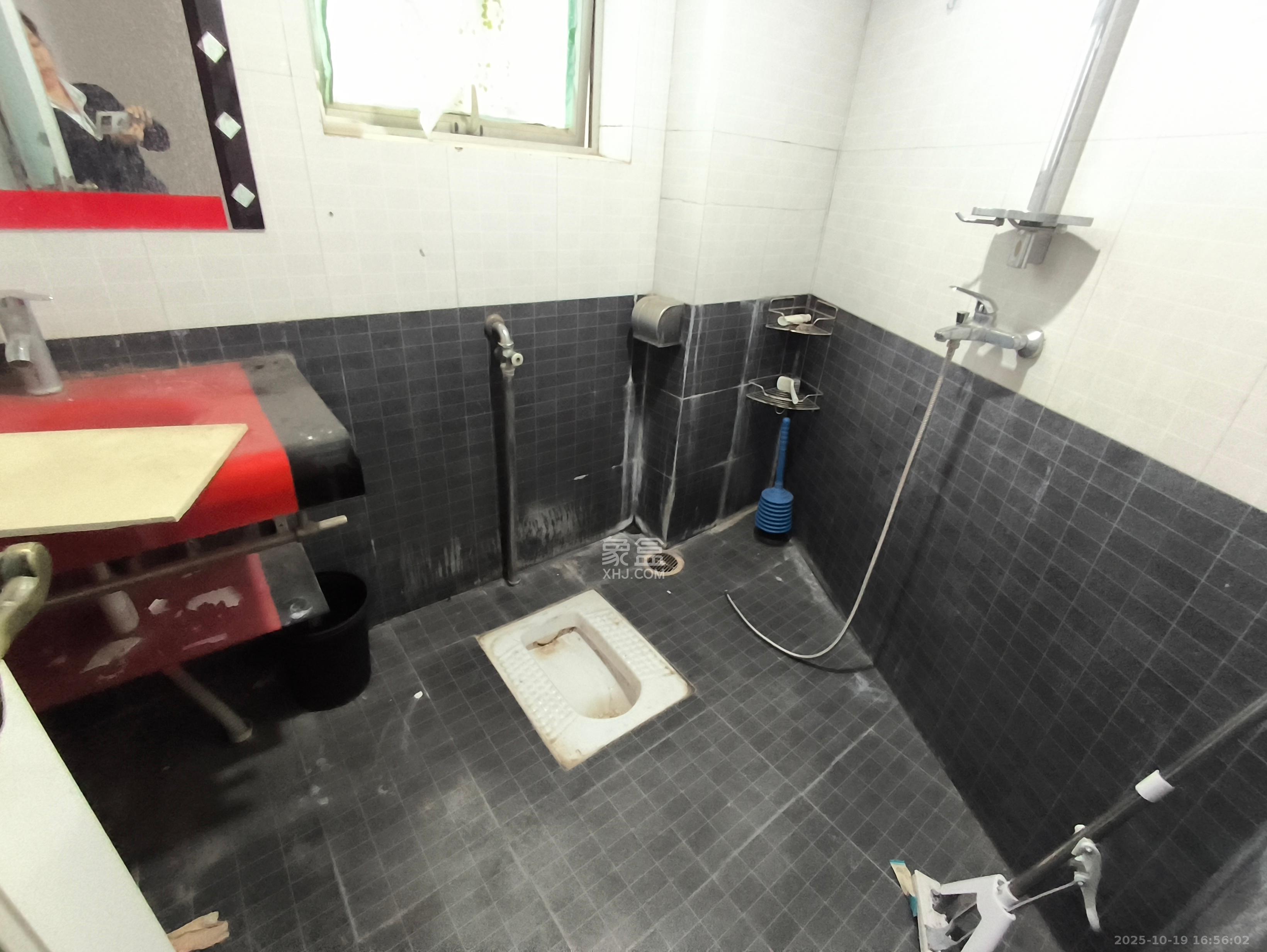 凯通国际城（凯通朝庭）  3室2厅1卫    1600.0元/月室内图