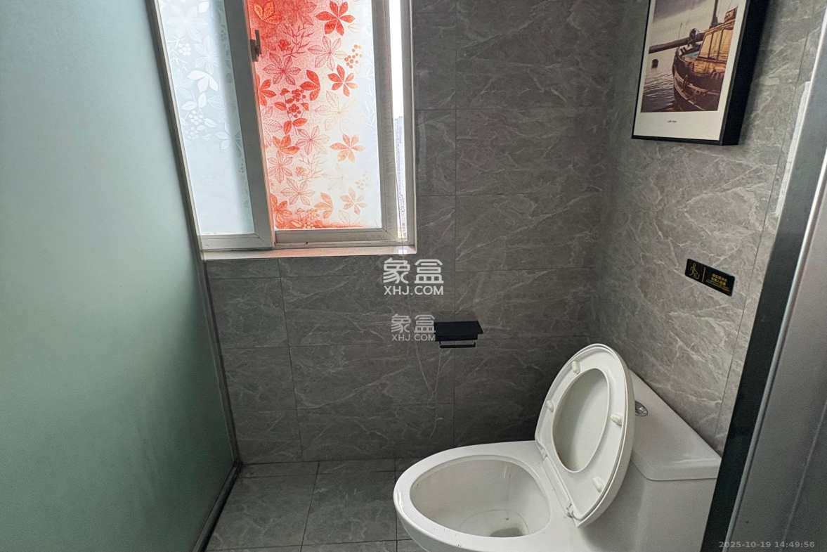 金科时代中心 1室0厅0卫 1600.0元/月 金科时代中心 1室0厅0卫 1600.0元/月室内图