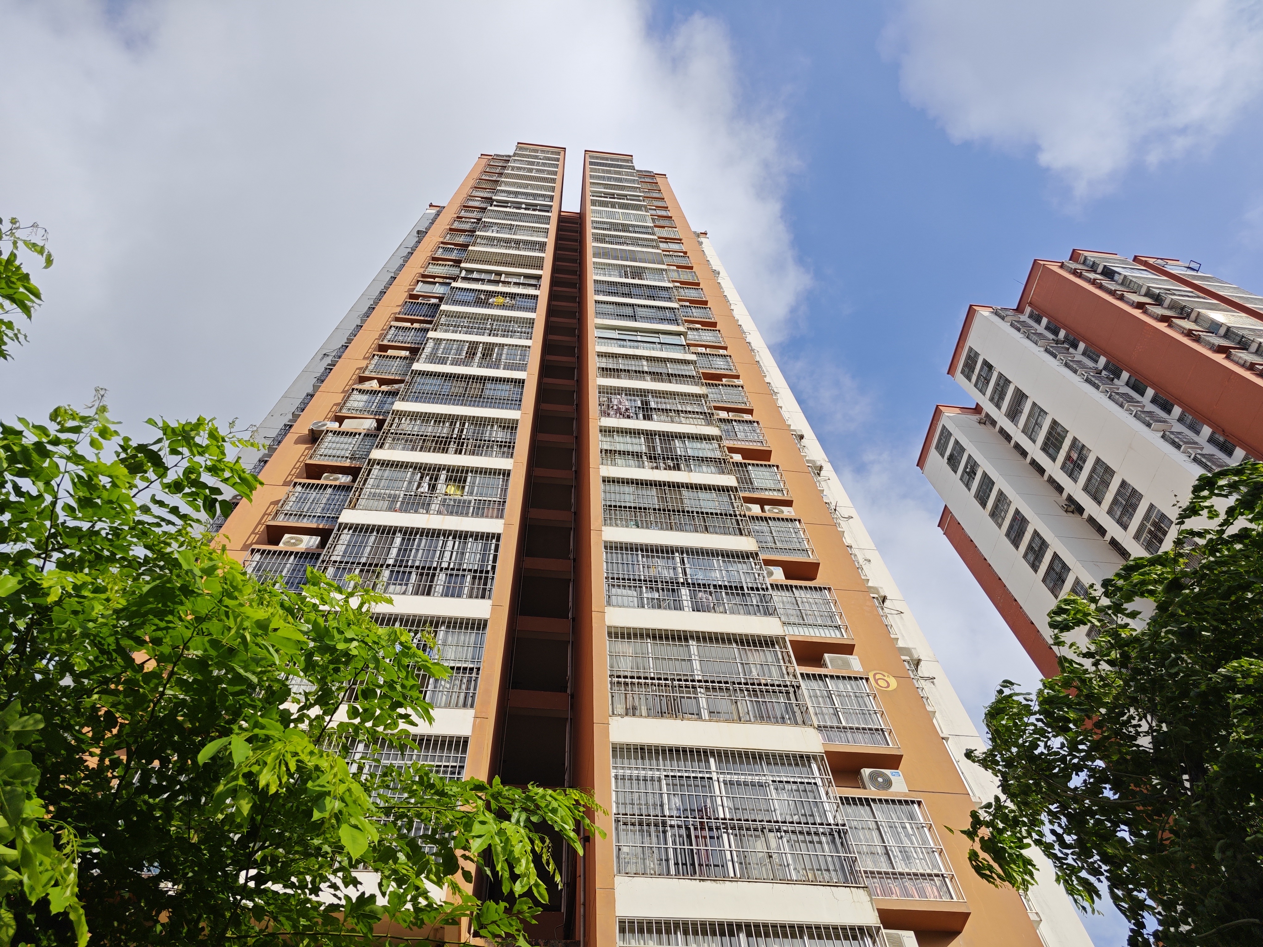 水滨花园一期  2室1厅1卫    2100.0元/月 水滨花园一期  2室1厅1卫    2100.0元/月室内图