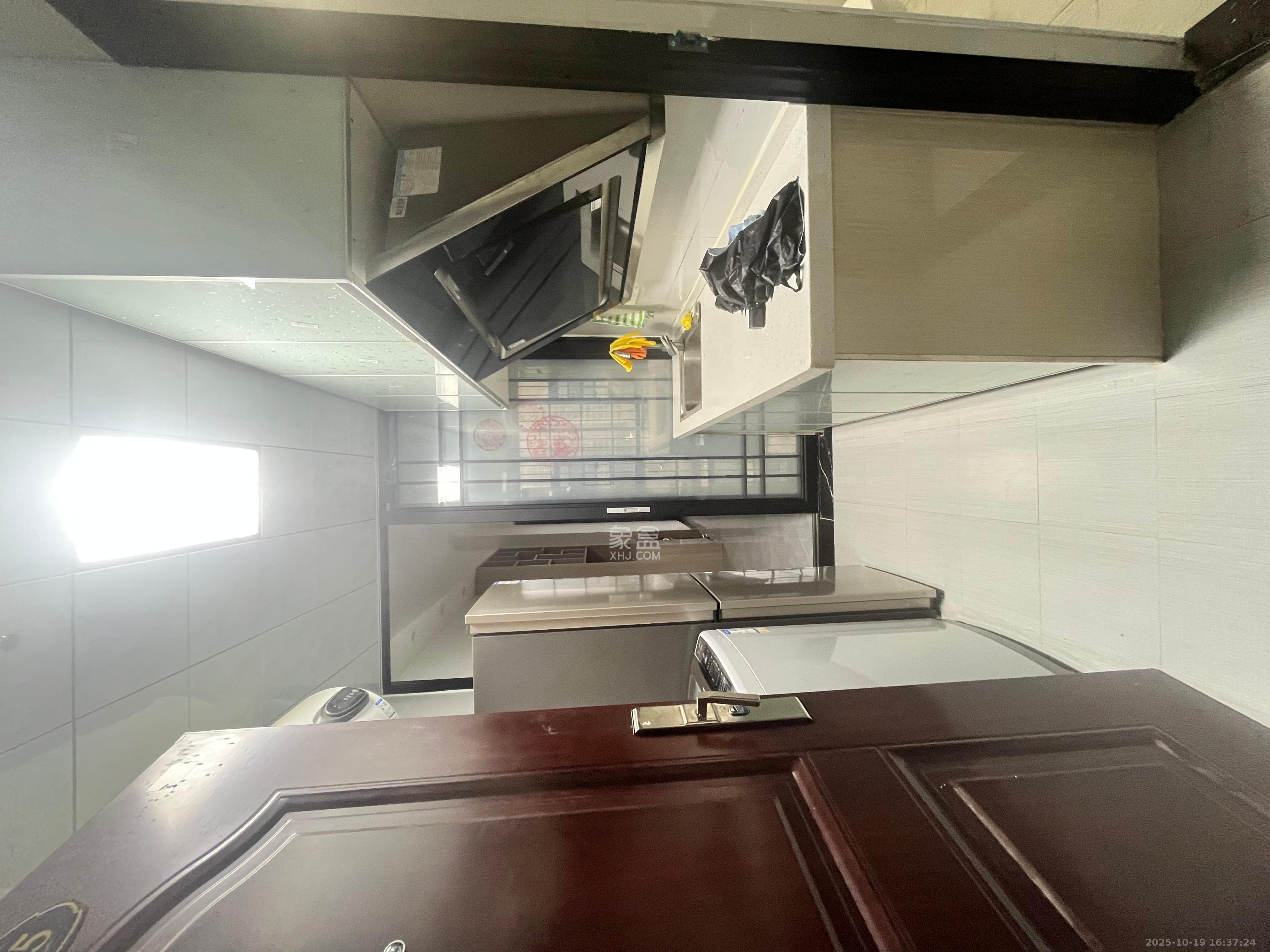 上林紫郡(锦顺和园)  1室1厅1卫    1400.0元/月 上林紫郡(锦顺和园)  1室1厅1卫    1400.0元/月室内图