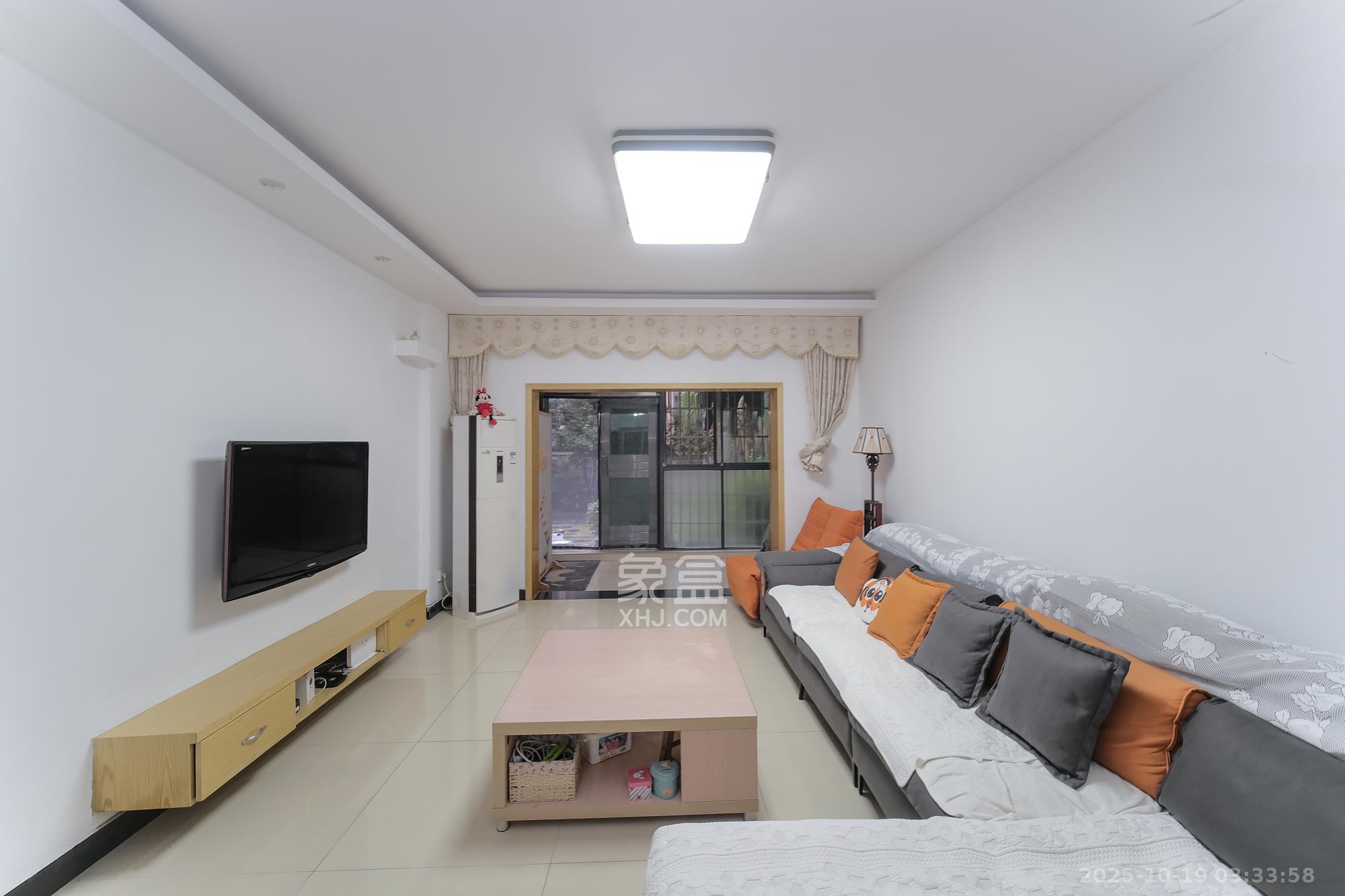 山水湾  3室2厅2卫    88.0万