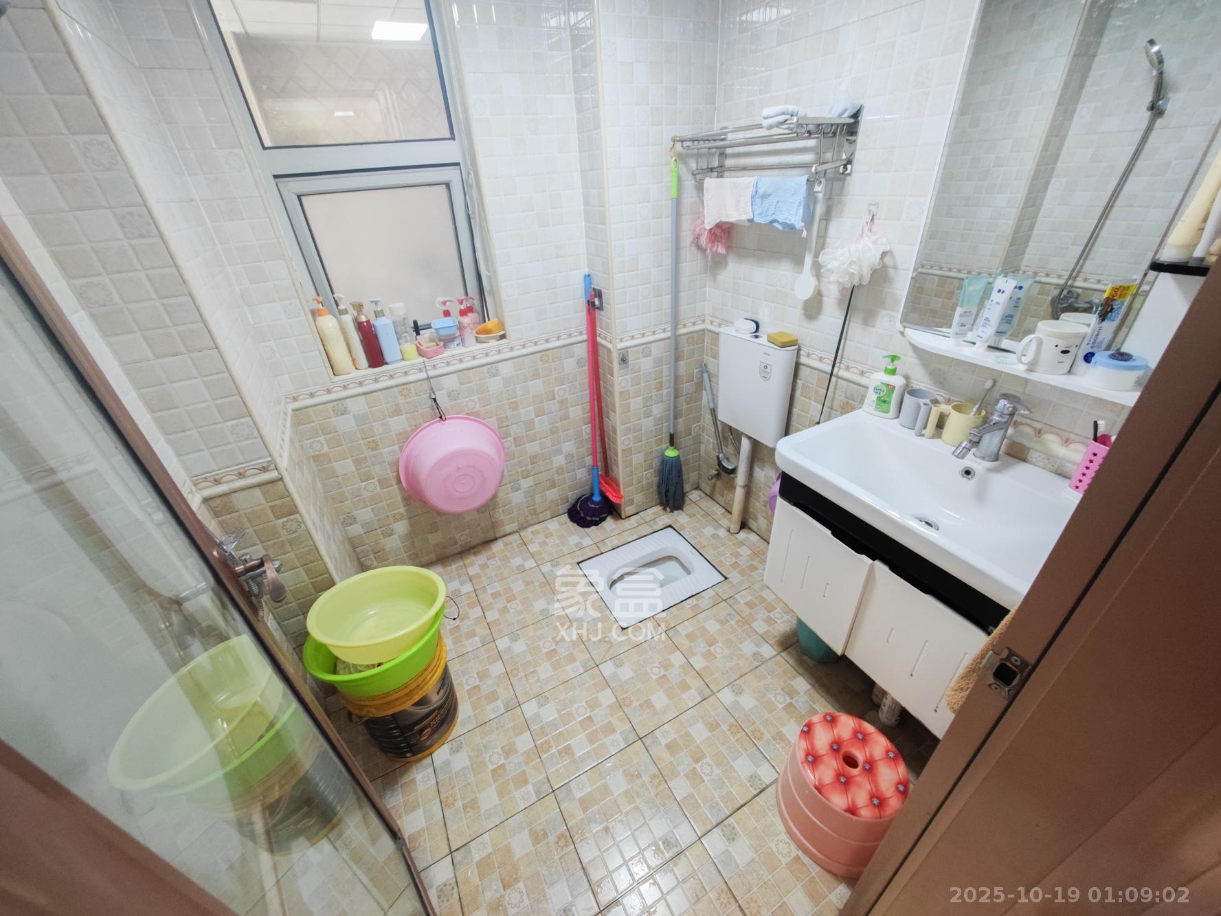 五矿万境水岸二期(五矿万境水岸和苑)  3室2厅2卫    146.8万 五矿万境水岸二期(五矿万境水岸和苑)  3室2厅2卫    146.8万卫生间