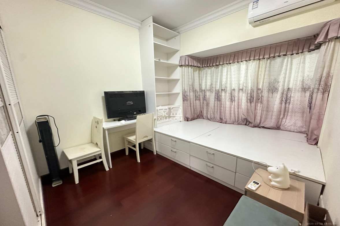 恒大雅苑 2室2厅1卫 2400.0元/月 恒大雅苑 2室2厅1卫 2400.0元/月室内图