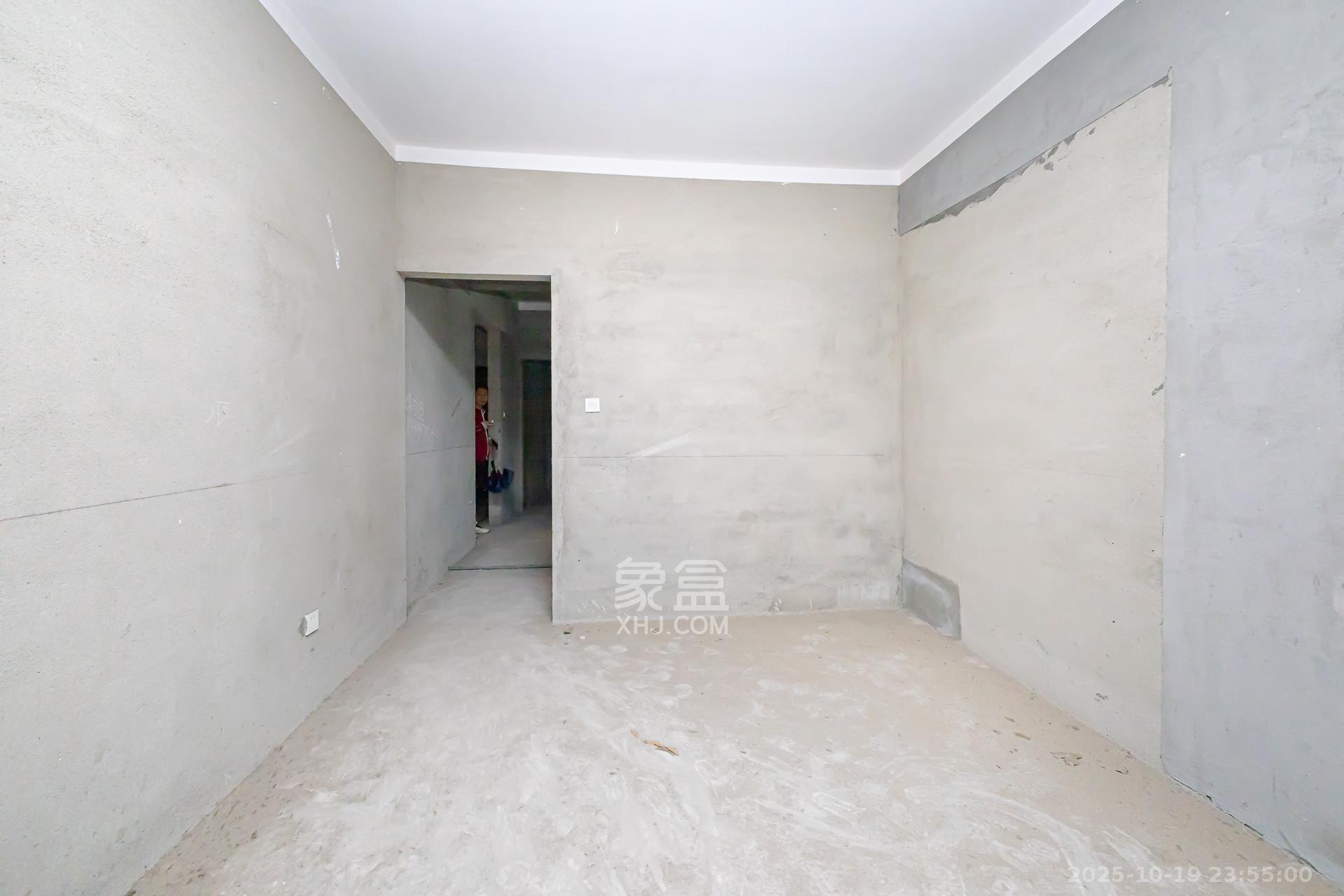 珠江东方明珠(新地东方明珠)三期 3室2厅1卫 46.0万 珠江东方明珠(新地东方明珠)三期 3室2厅1卫 46.0万卧室