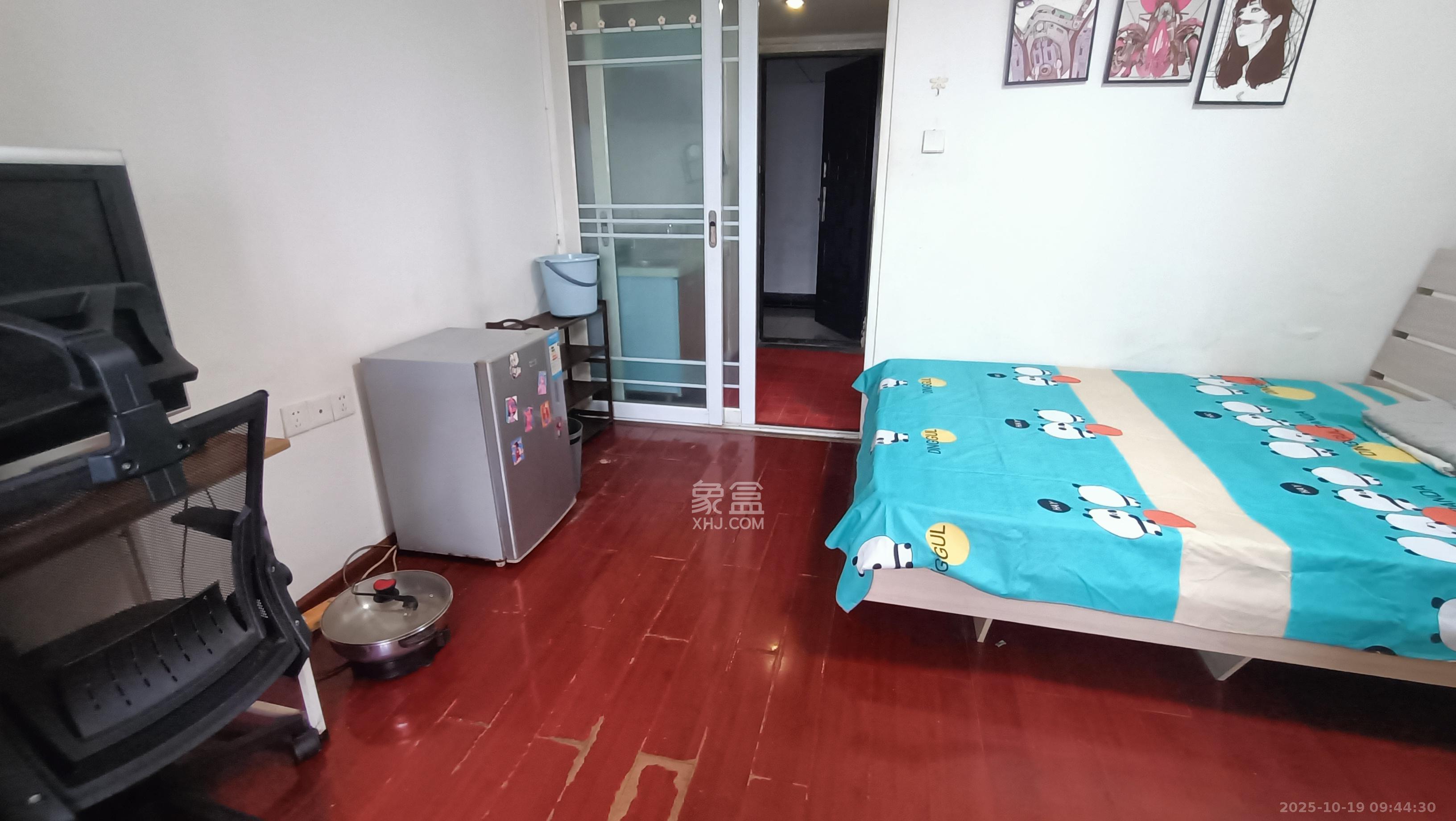 2076至高点 1室1厅1卫 1400.0元/月 2076至高点 1室1厅1卫 1400.0元/月室内图