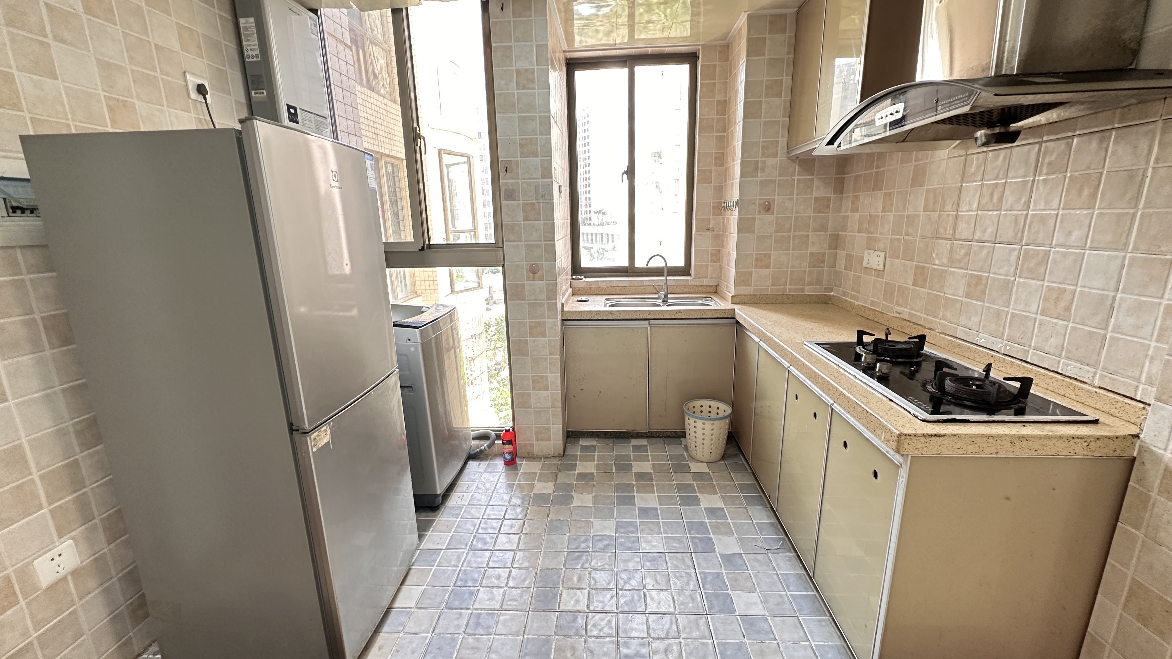 禧福新城 1室1厅1卫 2200.0元/月 禧福新城 1室1厅1卫 2200.0元/月室内图