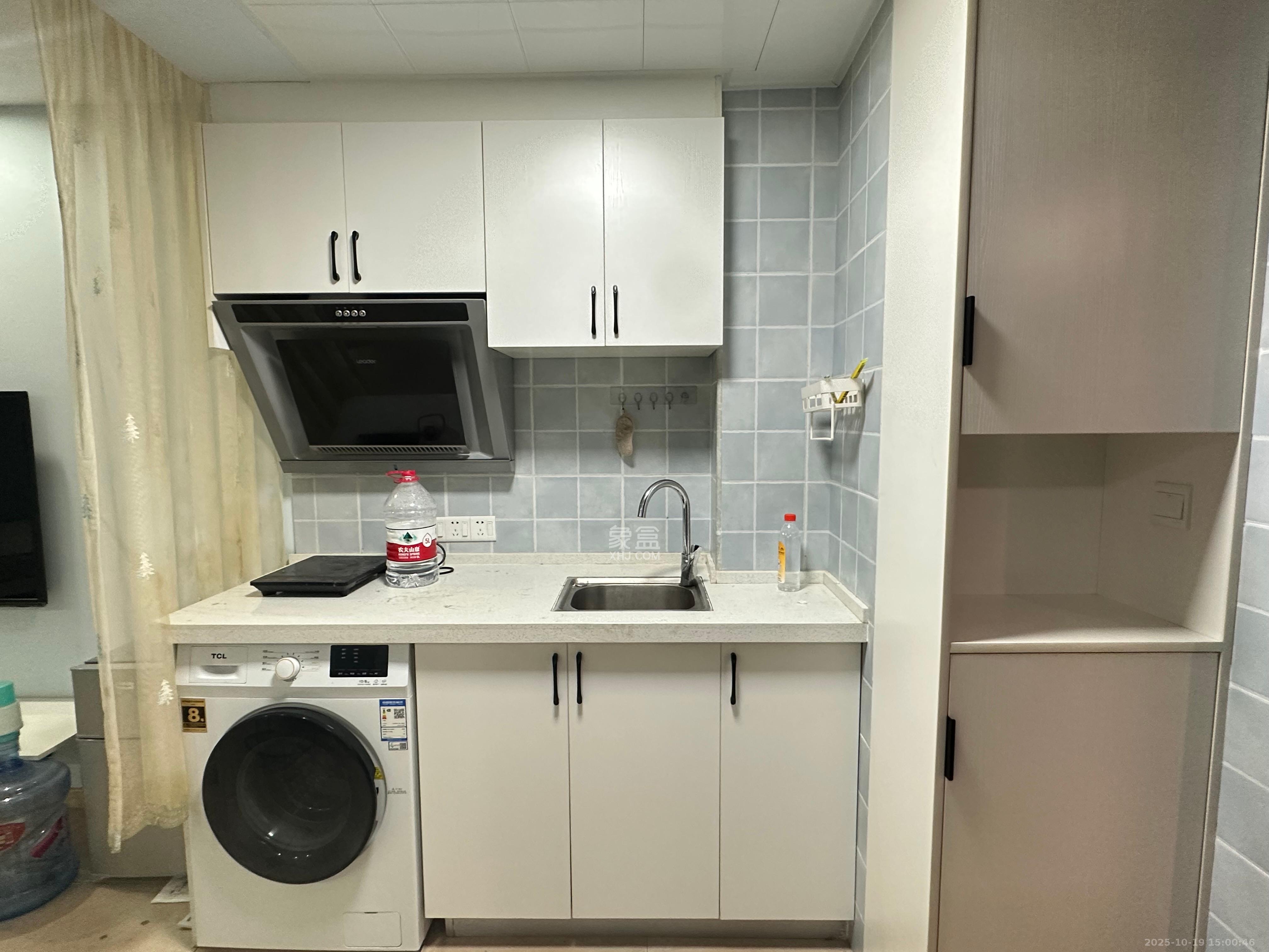 金科时代中心  1室1厅1卫    1300.0元/月室内图