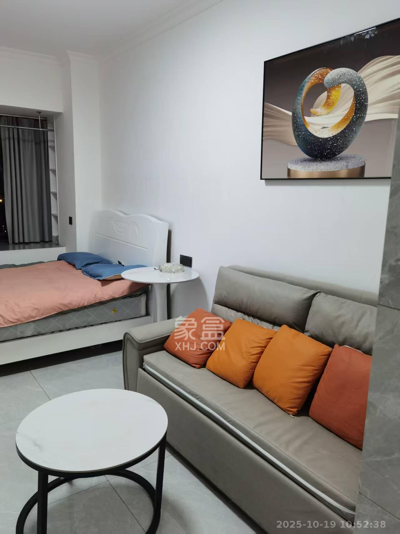 保利中环广场(保利中悦苑) 1室1厅1卫 1500.0元/月 保利中环广场(保利中悦苑) 1室1厅1卫 1500.0元/月室内图