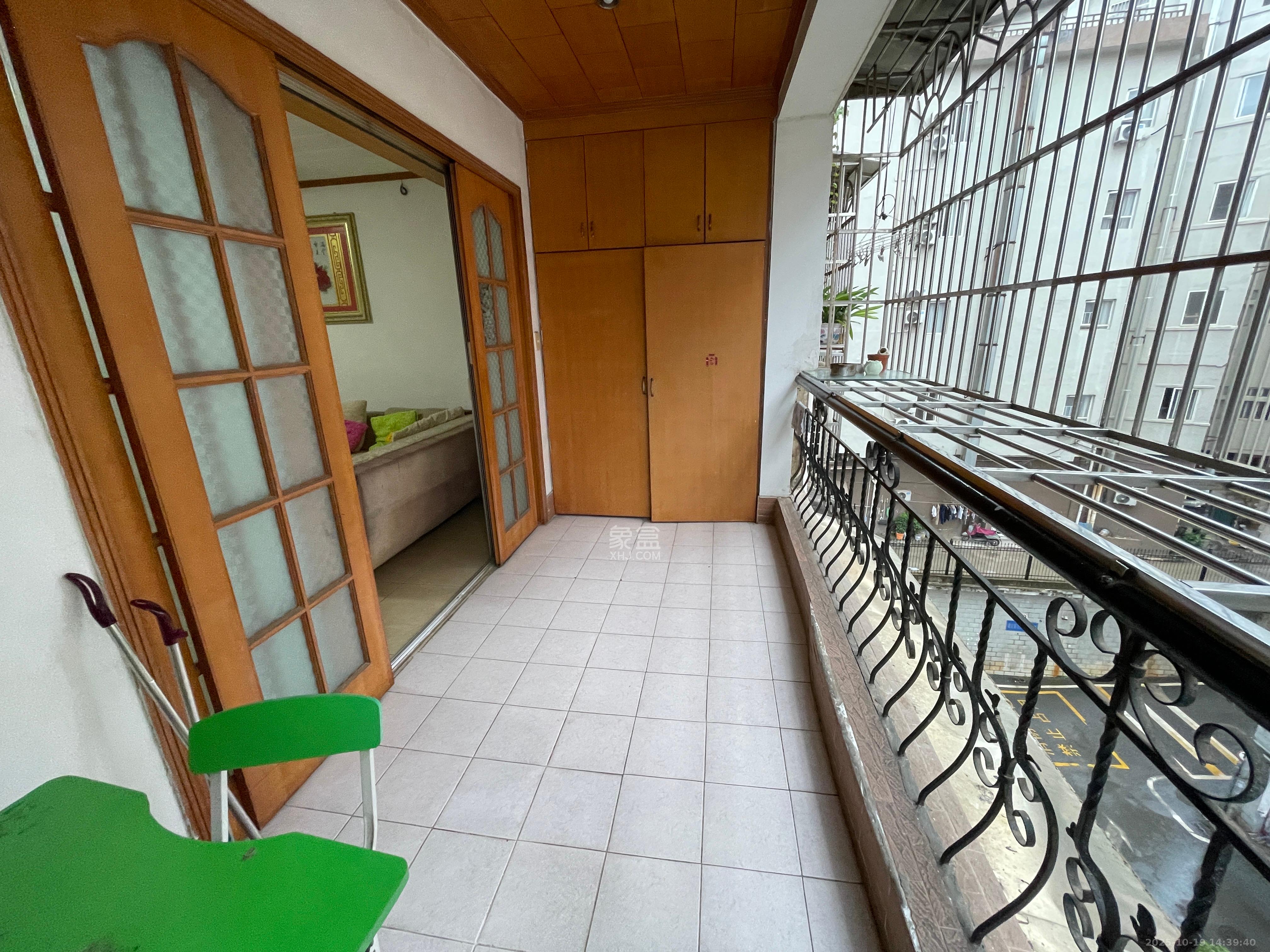 华盛花园  3室2厅2卫    2600.0元/月 华盛花园  3室2厅2卫    2600.0元/月室内图