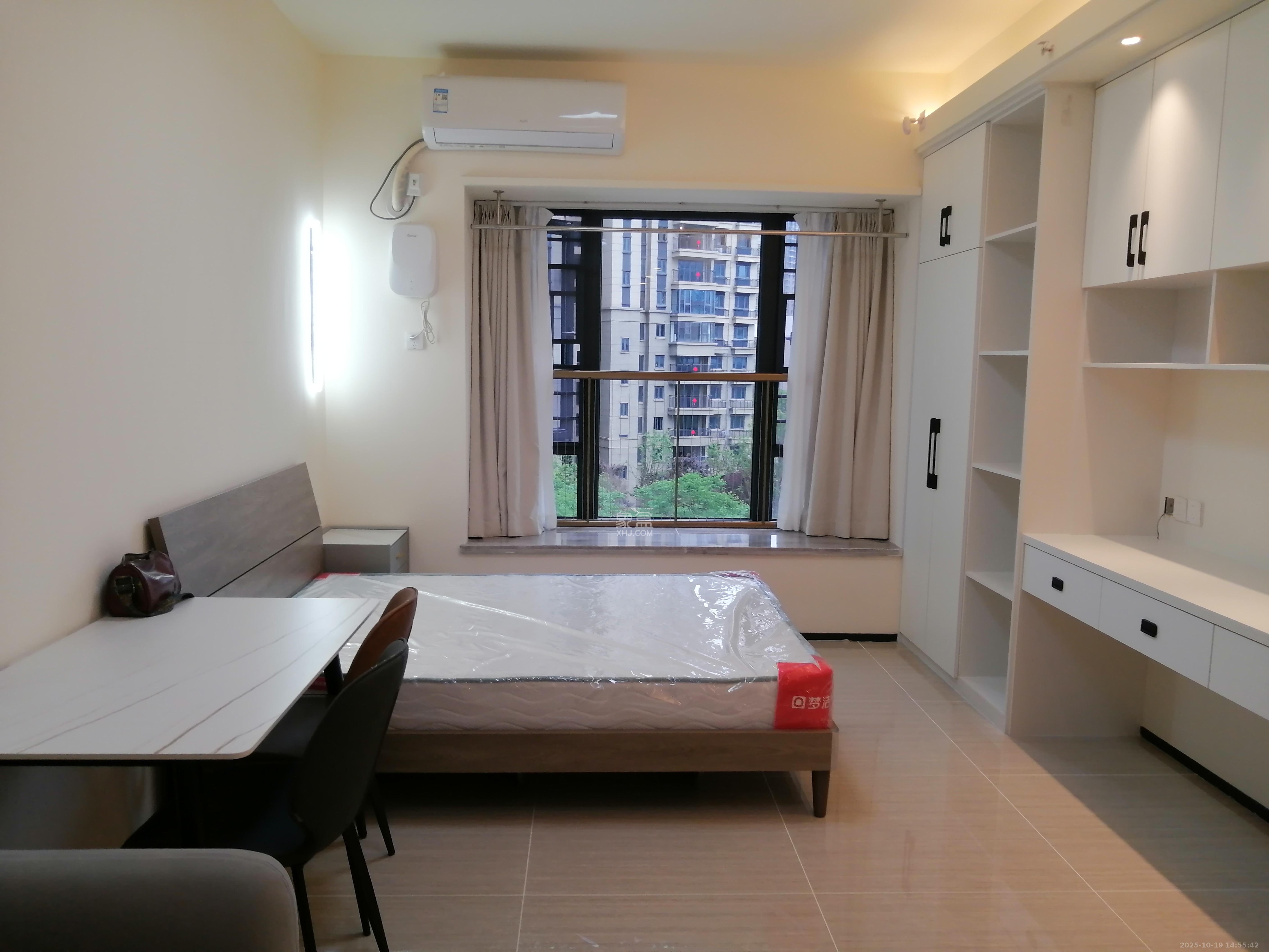 恒大清澜苑(恒大御景半岛四期) 1室1厅1卫 1800.0元/月 恒大清澜苑(恒大御景半岛四期) 1室1厅1卫 1800.0元/月室内图