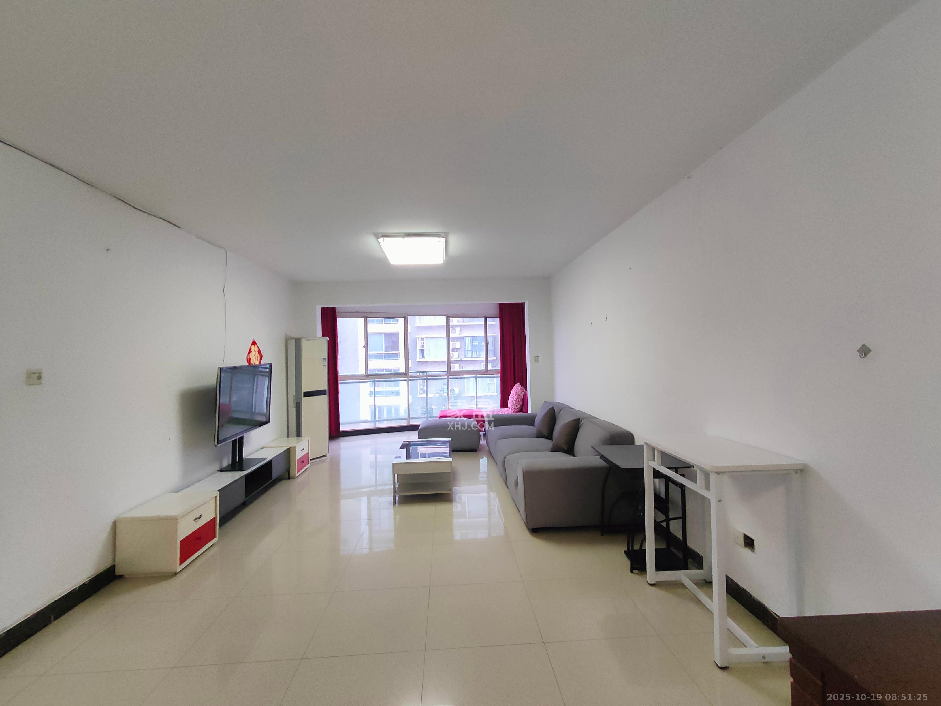 中建桂苑  2室2厅1卫    1700.0元/月