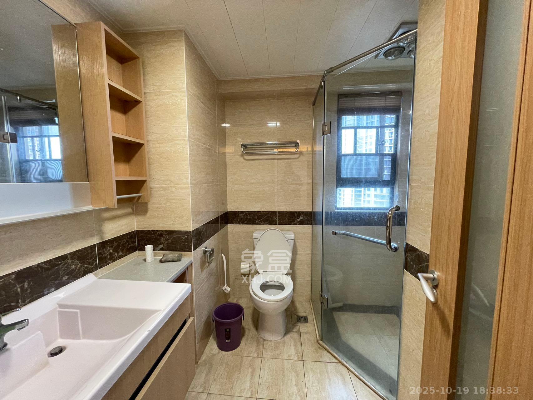 万科魅力之城非凡里  3室1厅1卫    2600.0元/月室内图