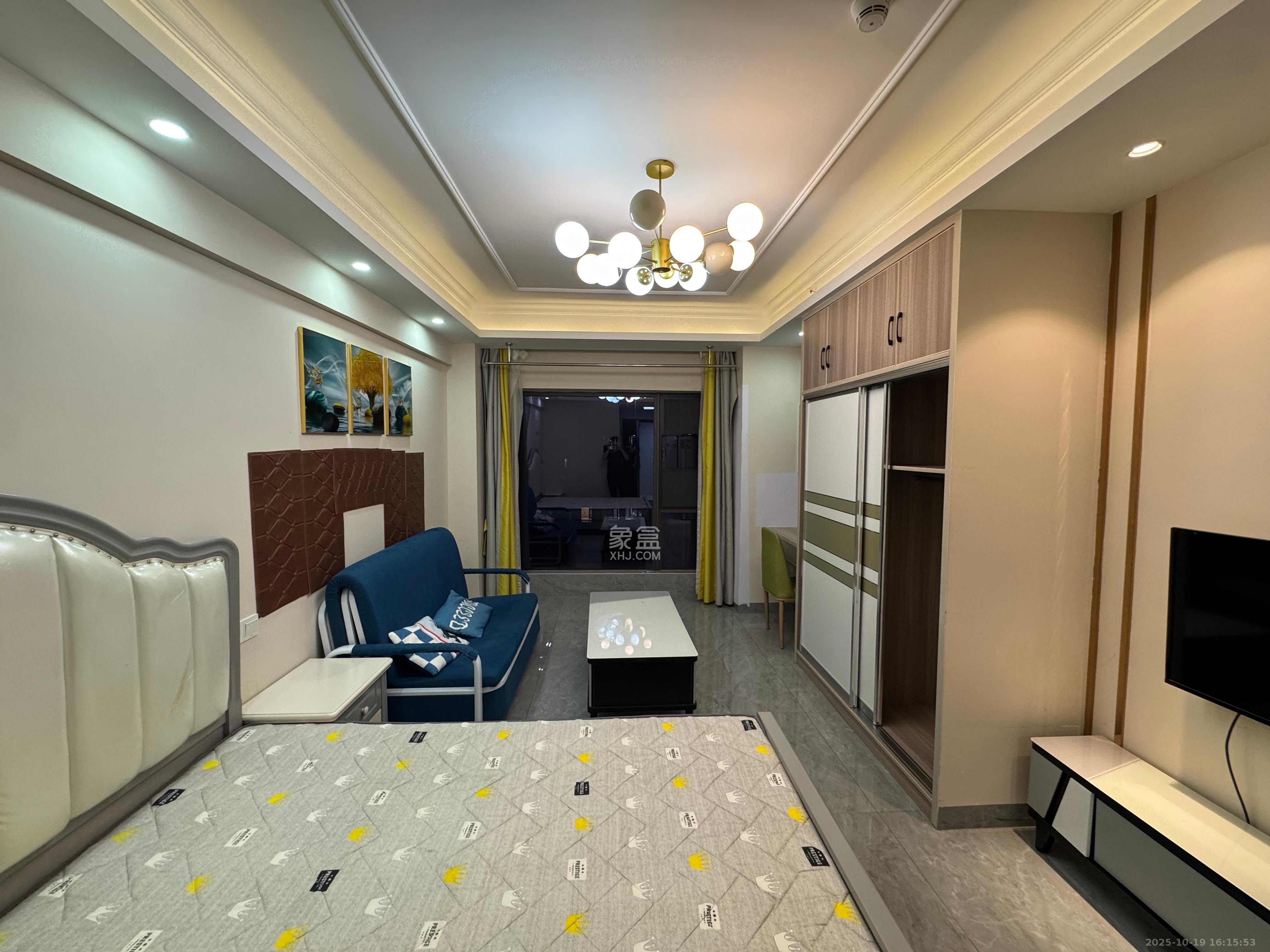 佳兆业云顶梅溪湖(佳兆业梅溪荟)  1室1厅1卫    1600.0元/月 佳兆业云顶梅溪湖(佳兆业梅溪荟)  1室1厅1卫    1600.0元/月室内图1