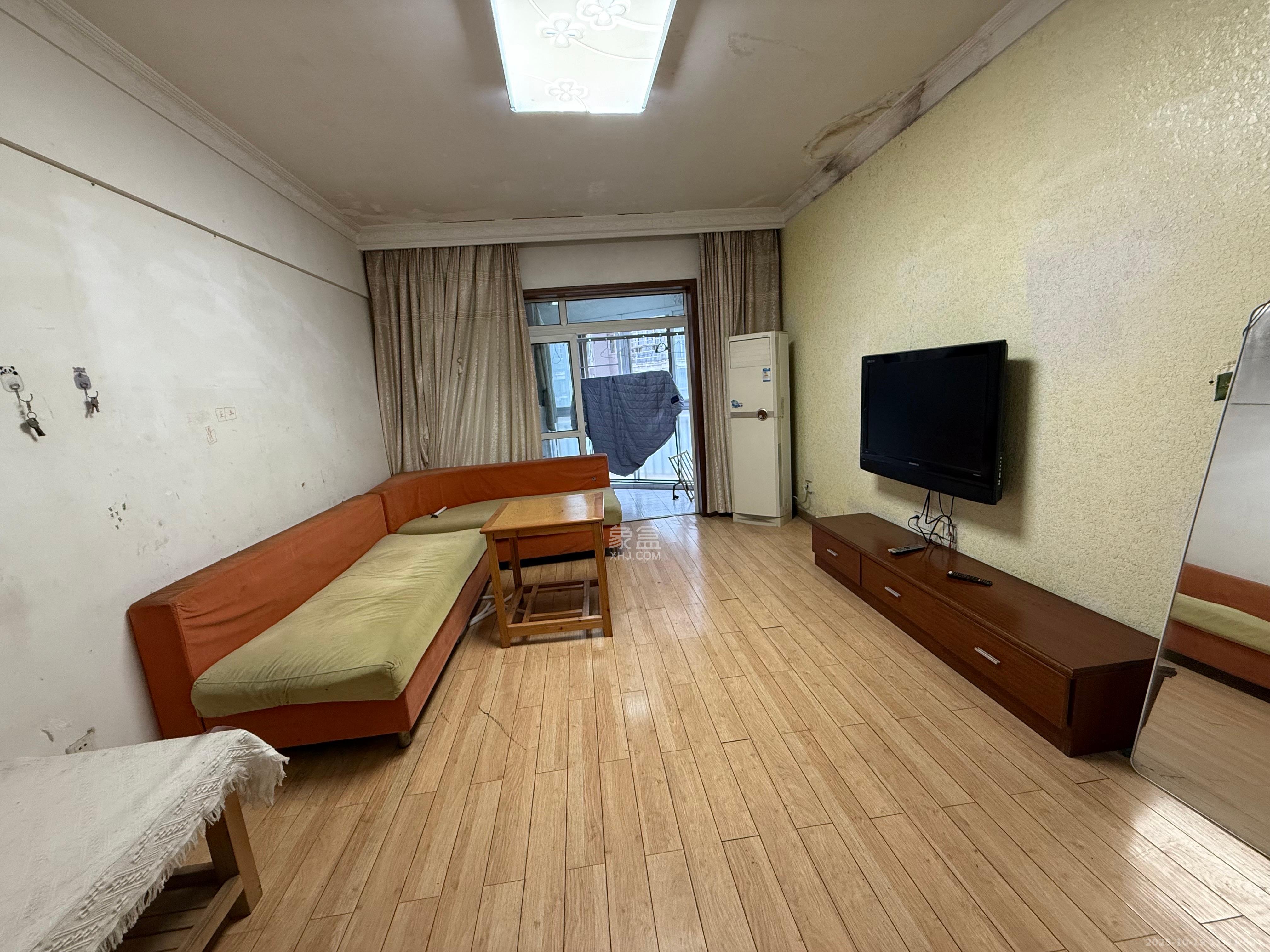 未来现代城  2室2厅1卫    1600.0元/月 未来现代城  2室2厅1卫    1600.0元/月